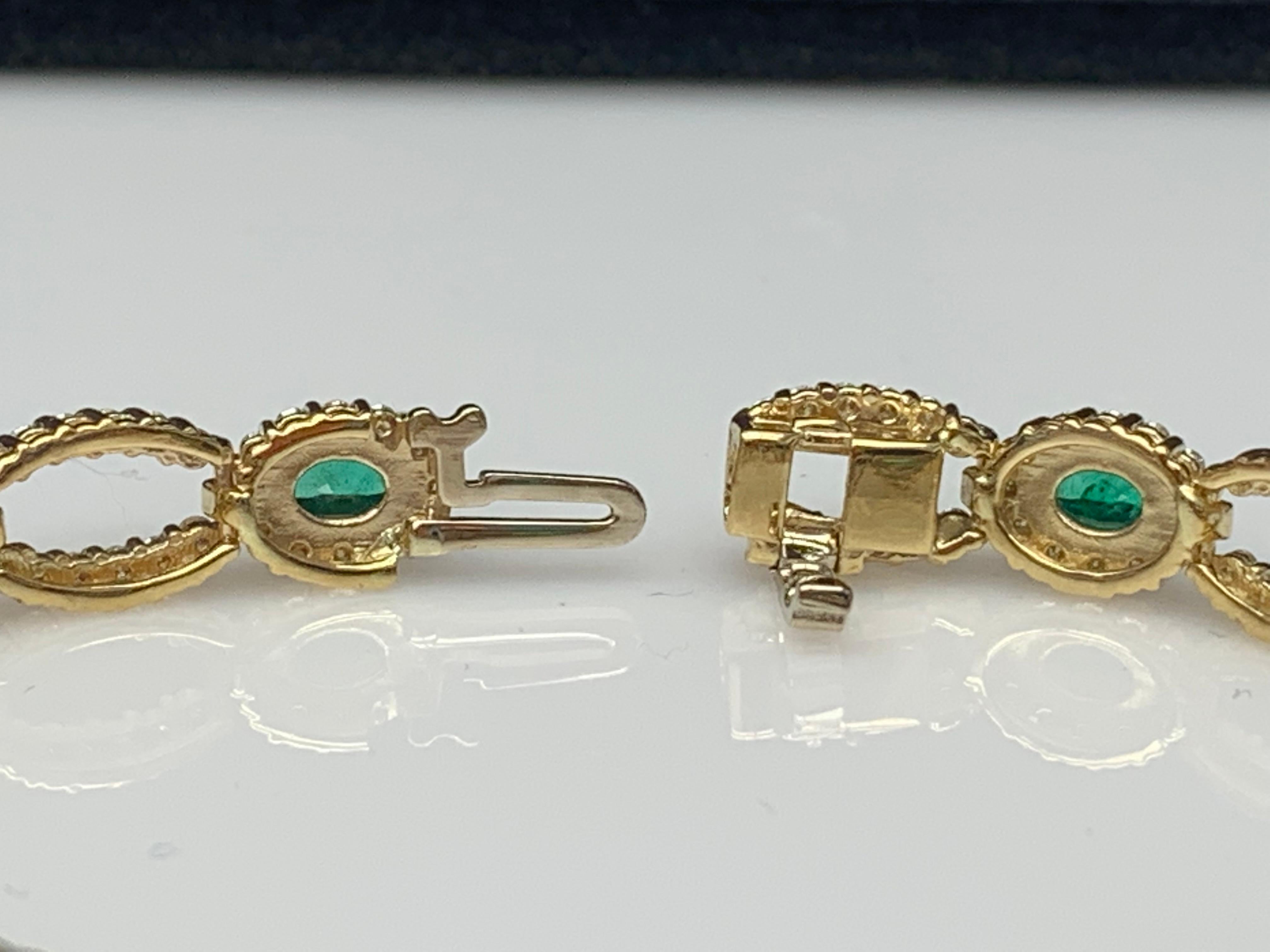 Donna Bracciale Open-Work con smeraldo e diamante da 2,13 carati in oro giallo 14K in vendita