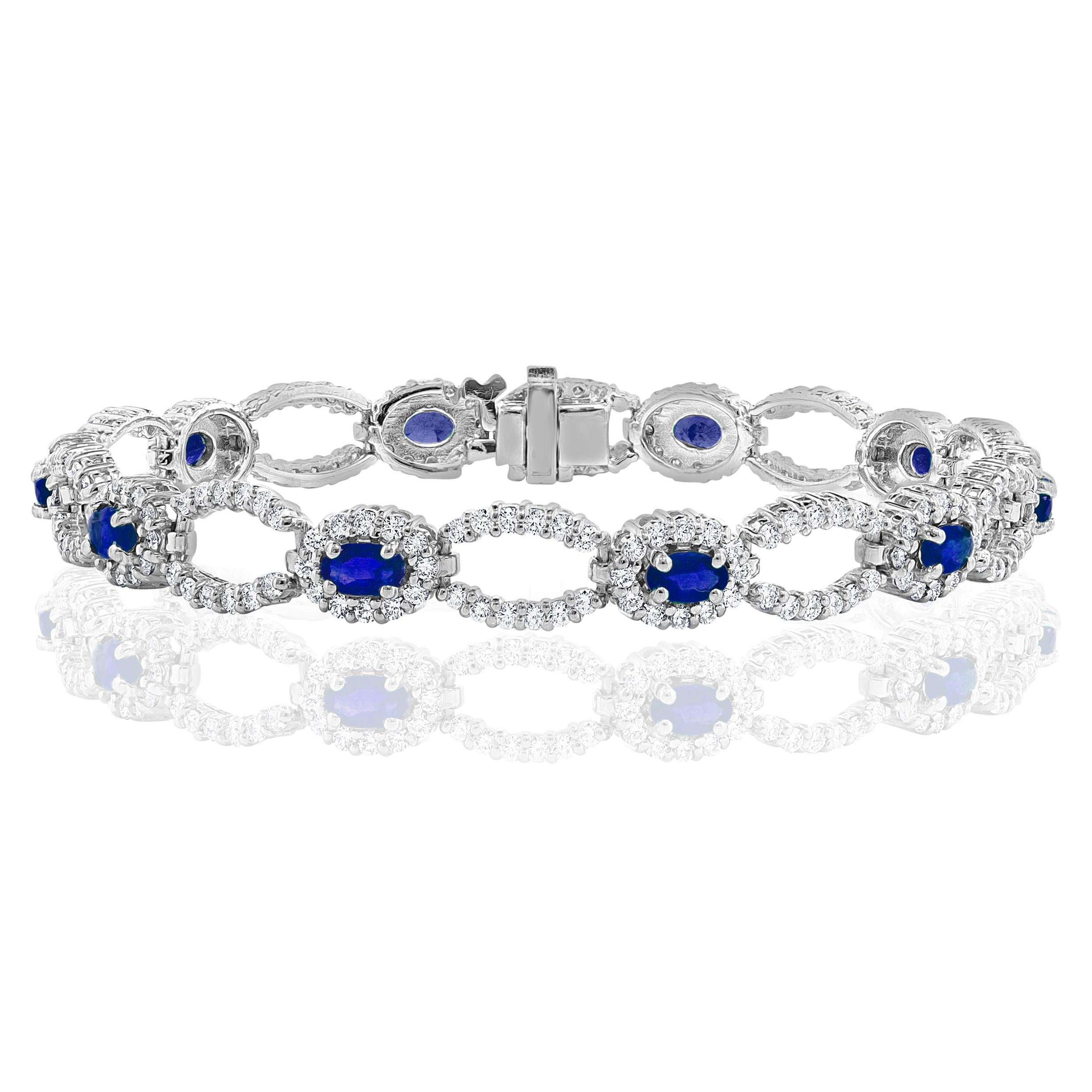 Taille brillant Bracelet ajouré en or blanc 14K serti de saphirs bleus et de diamants de 2,87 carats en vente