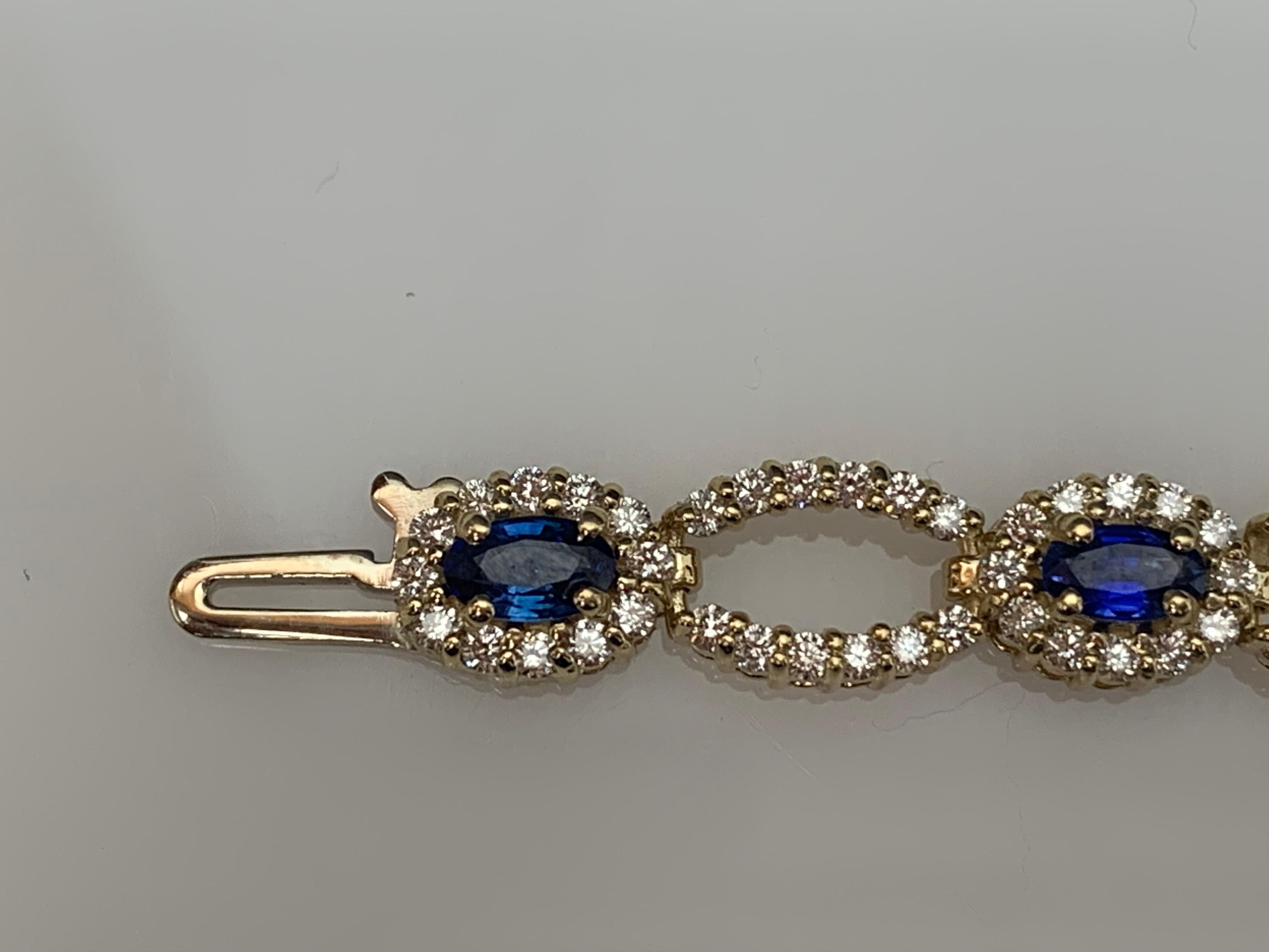 Art Deco Open-Work 3.60 Carat Blue Sapphire and Diamond Bracelet in 14K Yellow Gold For Sale