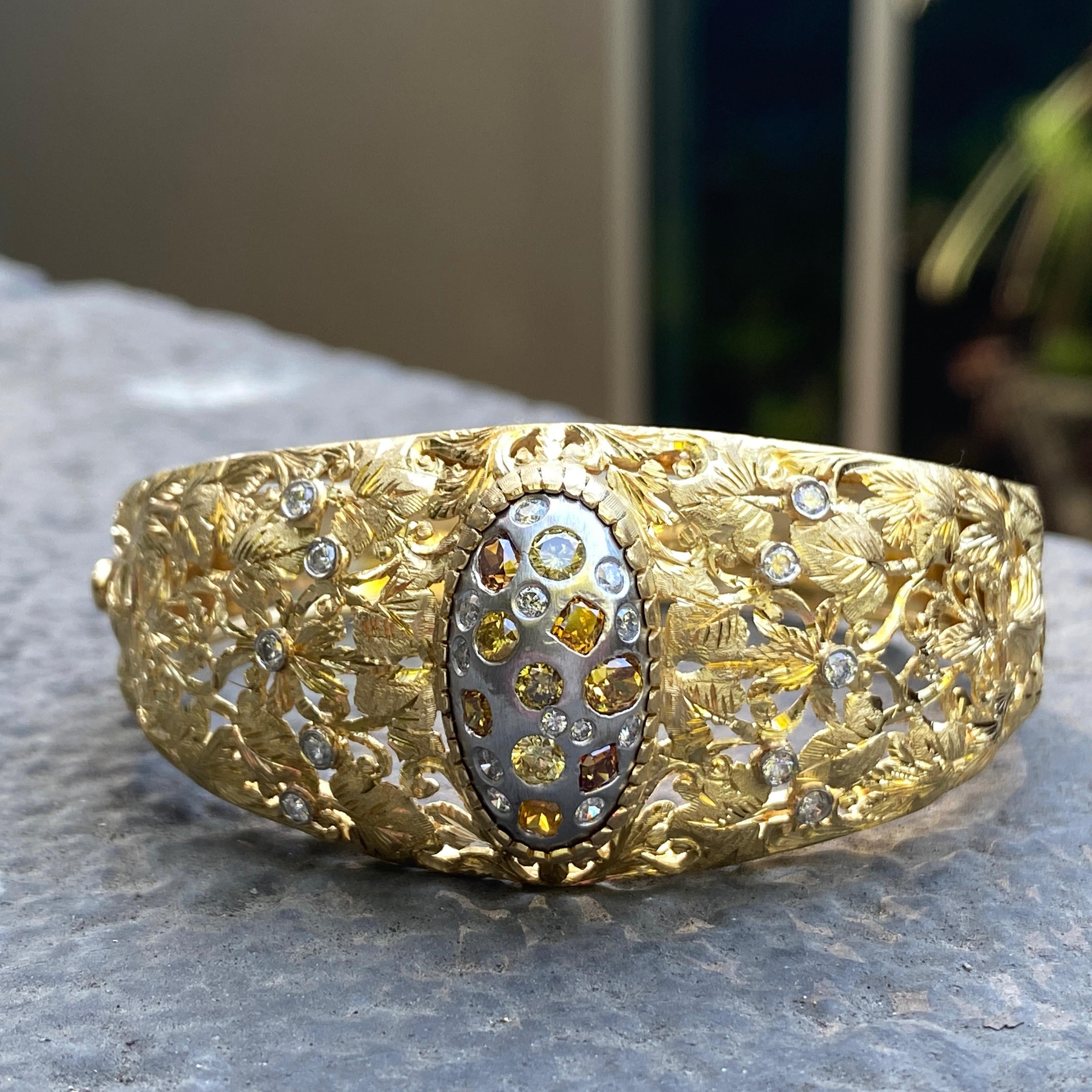 Women's or Men's Openwork Foliate Cuff with 1.50 Carats of Diamonds in Yellow & White Gold For Sale