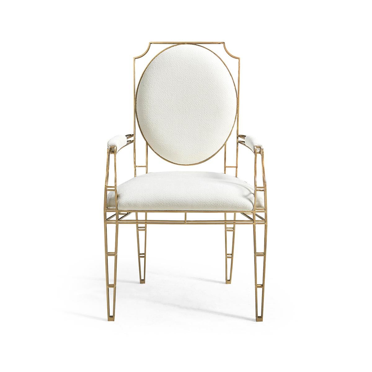 Diseñada para realzar cualquier habitación con su elegante presencia, esta silla equilibra a la perfección la forma artística con el estilo funcional.

Fabricado con precisión en acero inoxidable, lo que garantiza su durabilidad y un aspecto