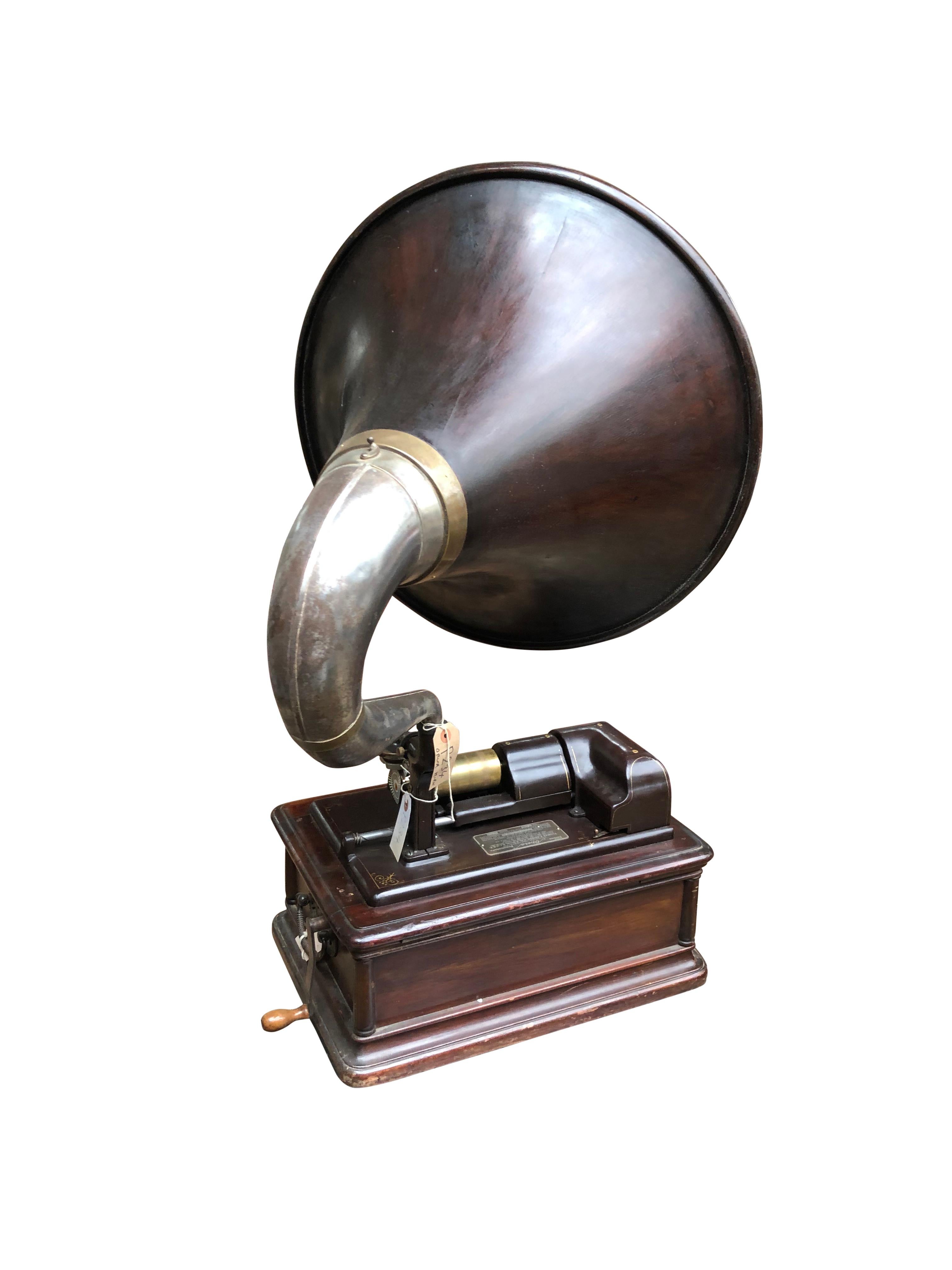 gramophone thomas edison