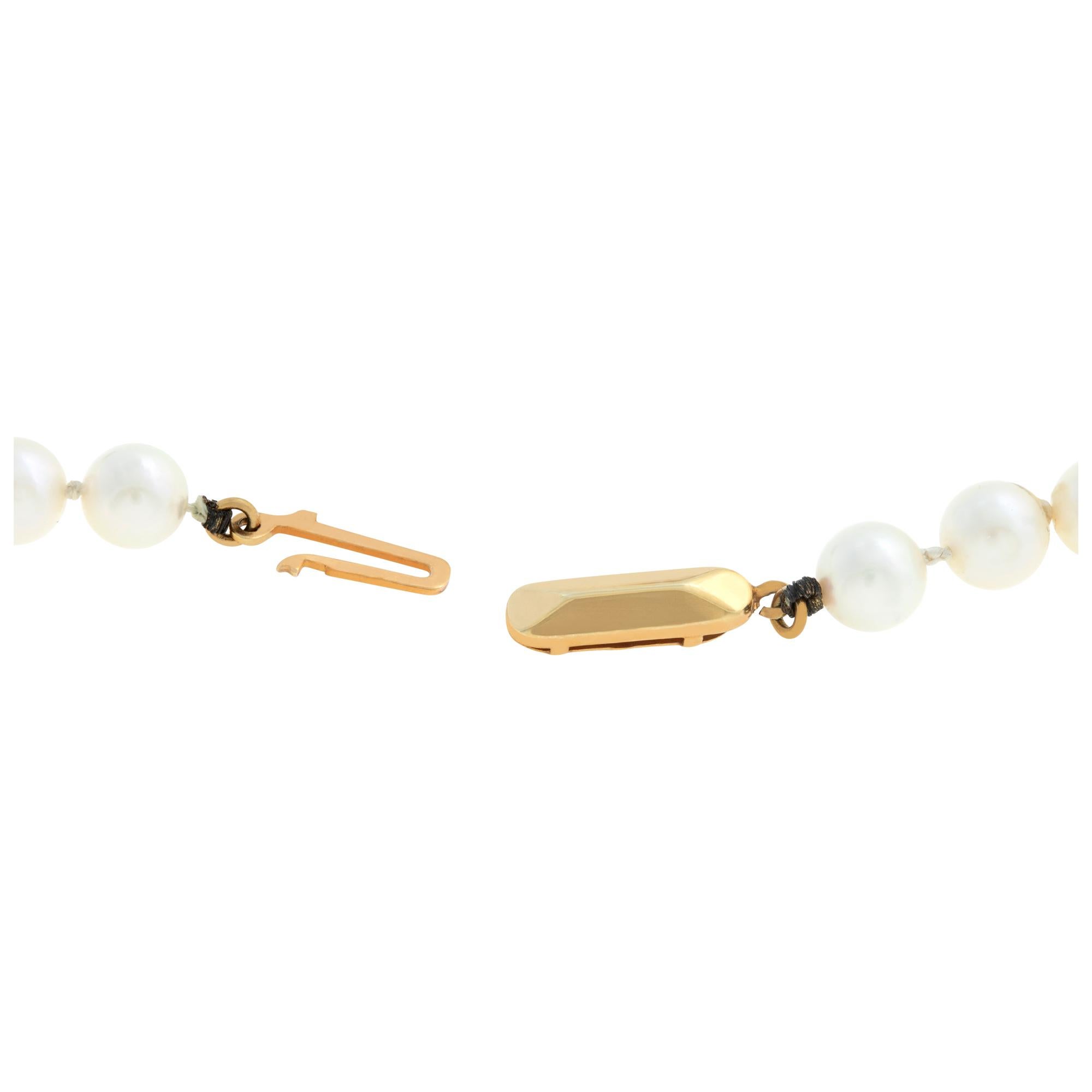 Opera Length Akoya 18k Yellow Gold Pearl Necklace In Excellent Condition For Sale In Surfside, FL