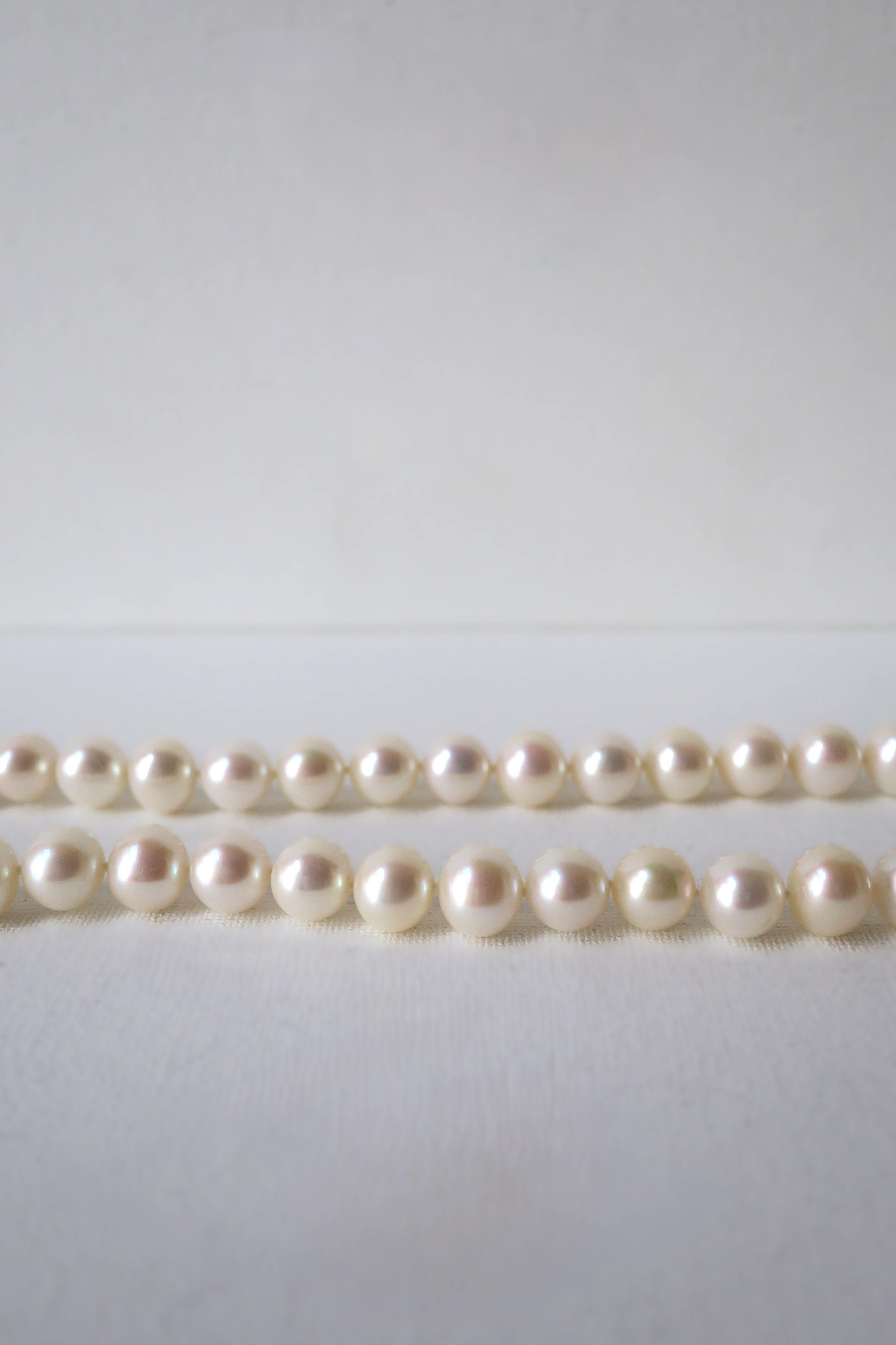 Collana Opera con perle e diamanti in oro 18 carati in vendita 2