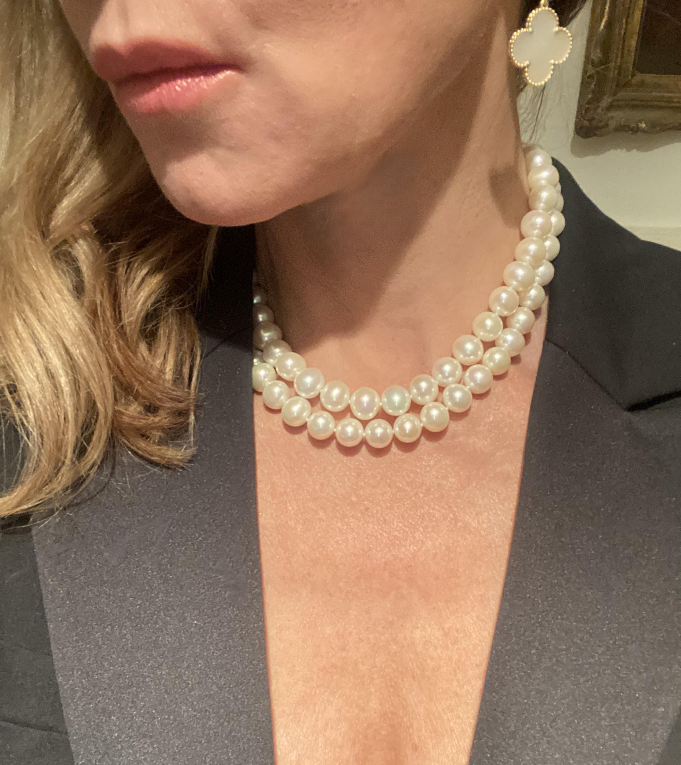 Collana Opera con perle e diamanti in oro 18 carati In condizioni ottime in vendita a New York, NY