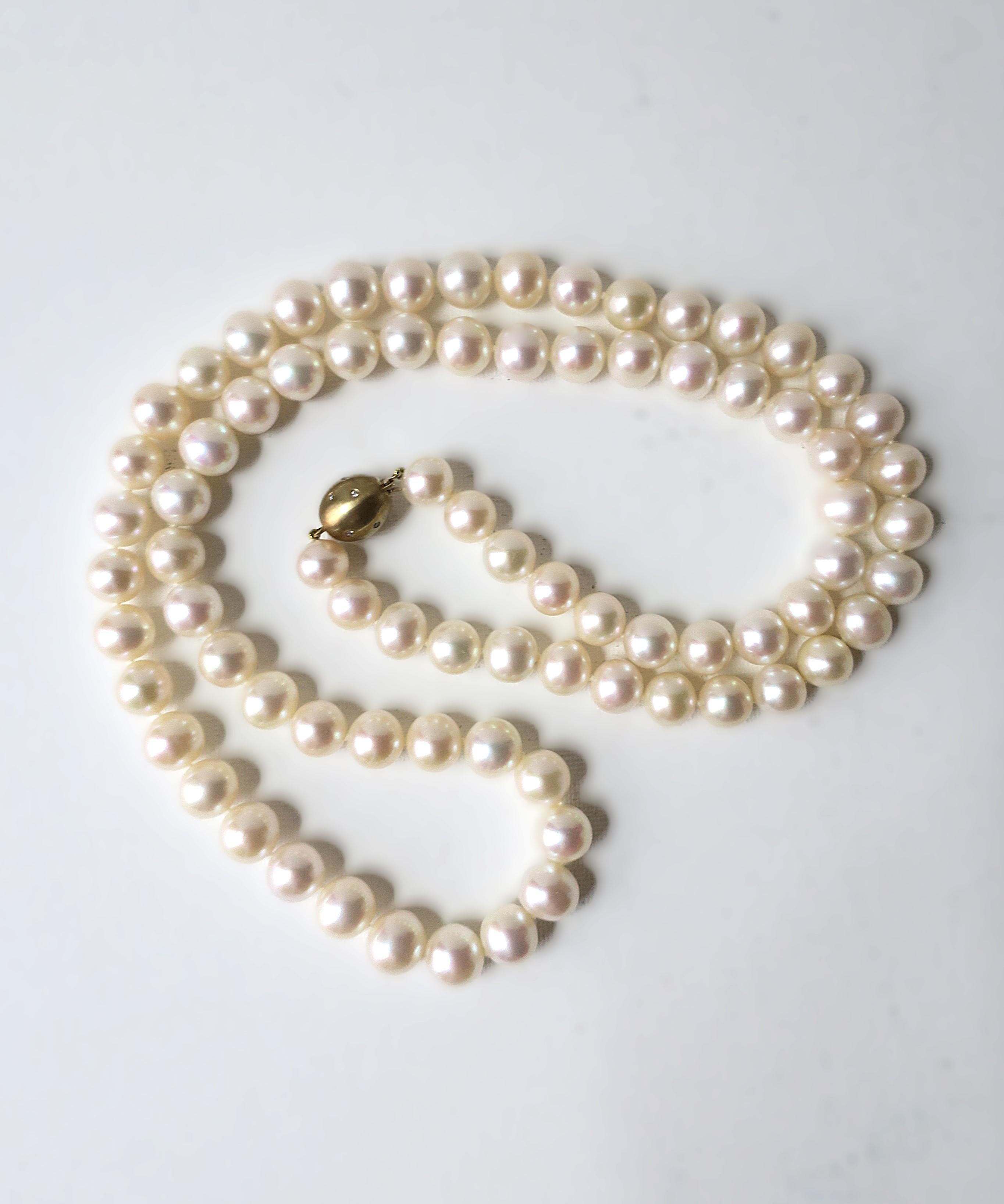 Collana Opera con perle e diamanti in oro 18 carati in vendita 6