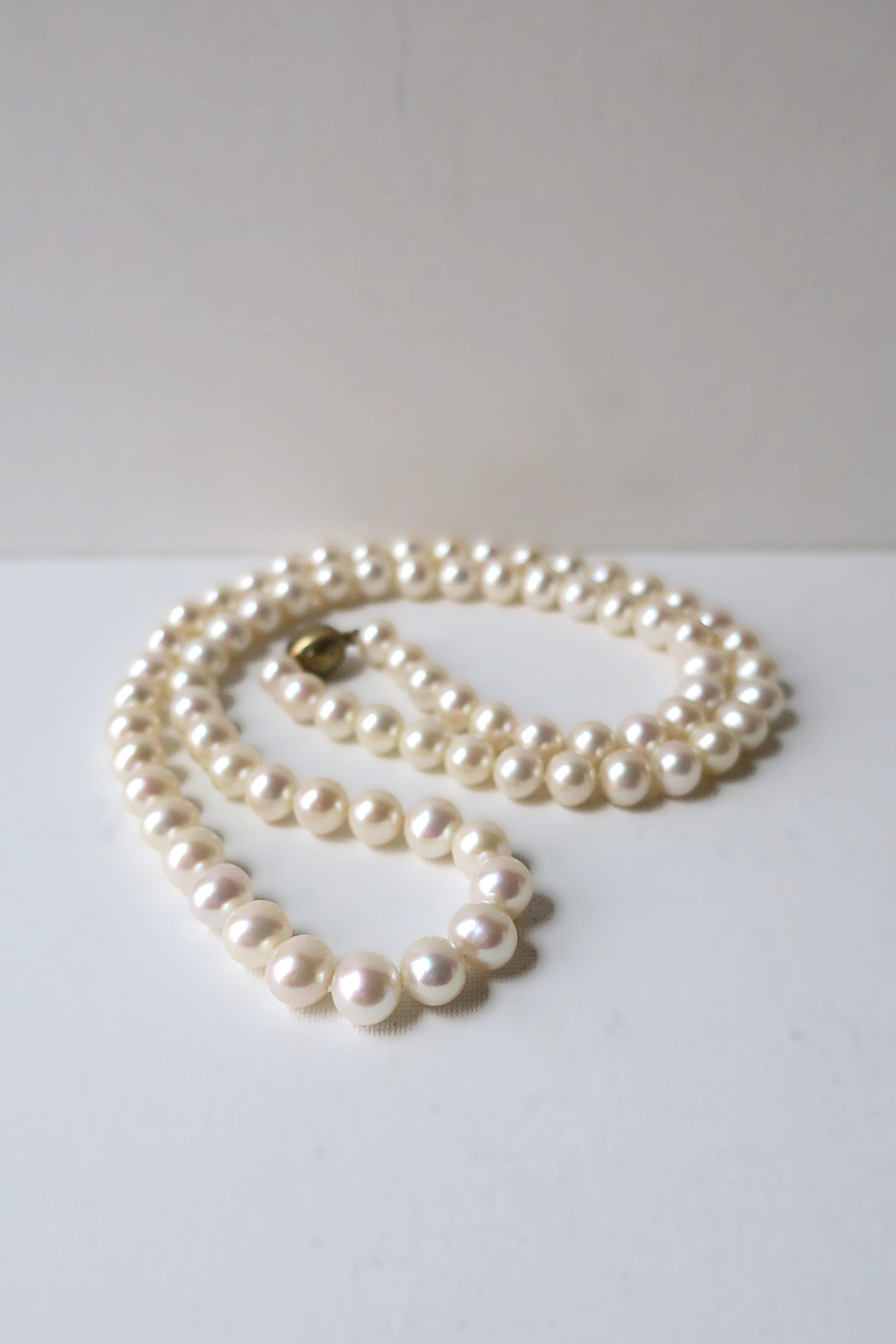 Collana Opera con perle e diamanti in oro 18 carati in vendita 7