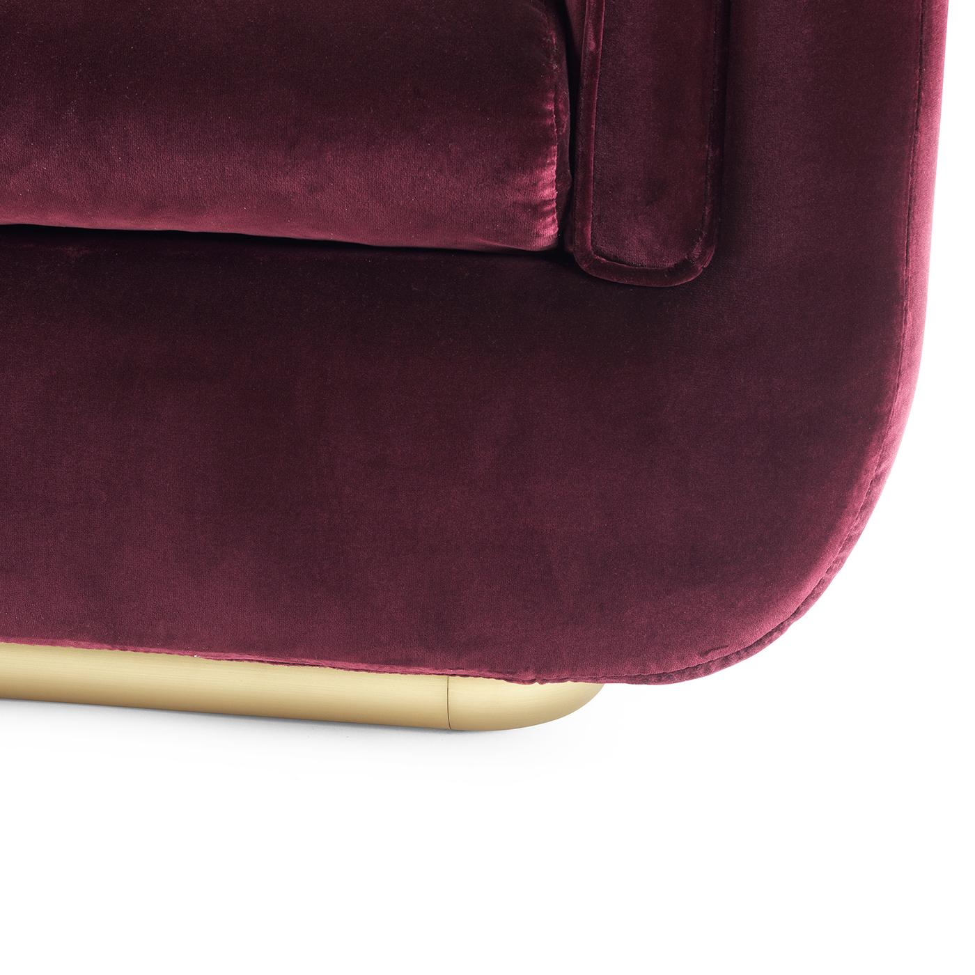 Opera Purple Armchair by Stefano Giovannoni In New Condition For Sale In Milan, IT