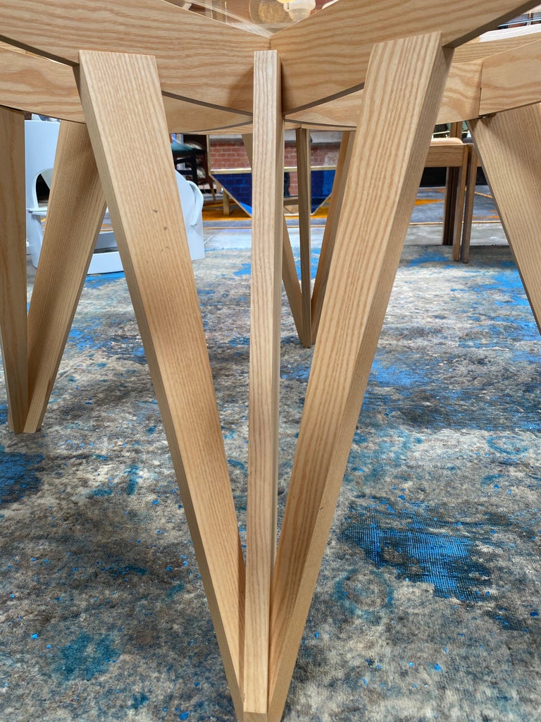 Opera Round Table
