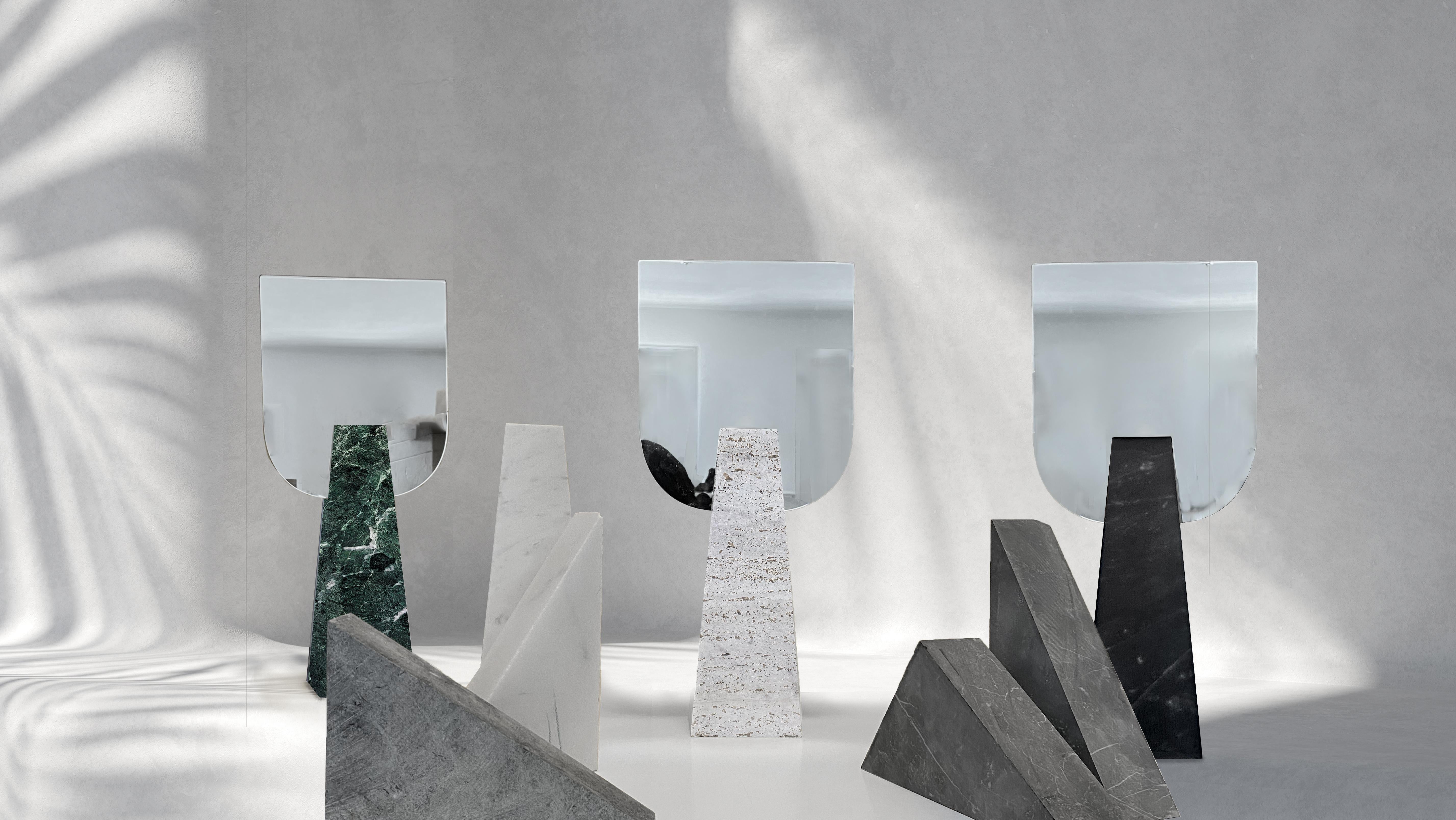 Carrara Marble Specchio contemporaneo in marmo di Carrara by Carcino Design For Sale