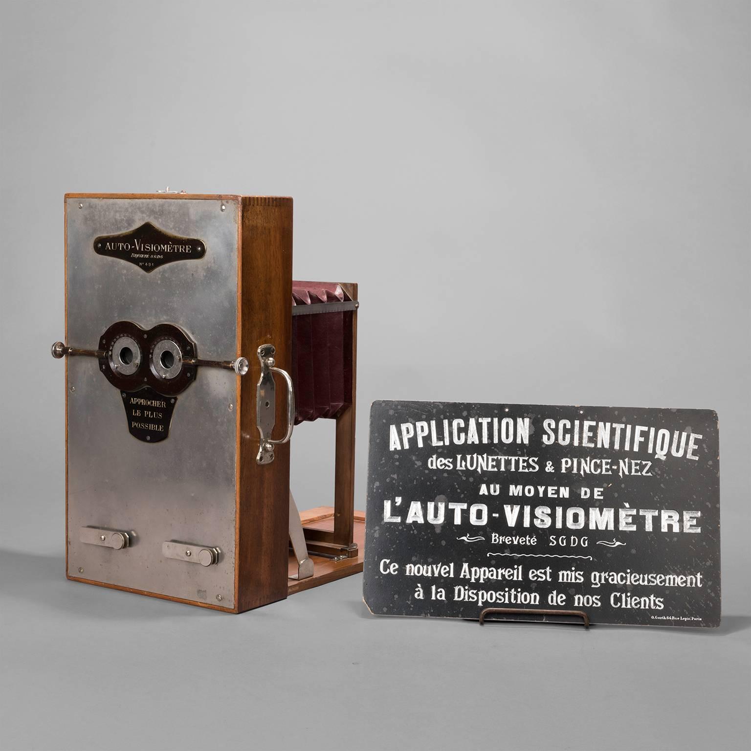 Early French Optometer 