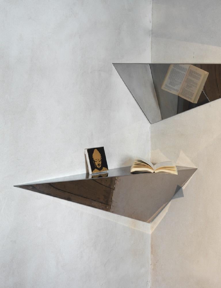 Opinion Ciatti Henry III Triangular Wall Shelf Right For Sale 1