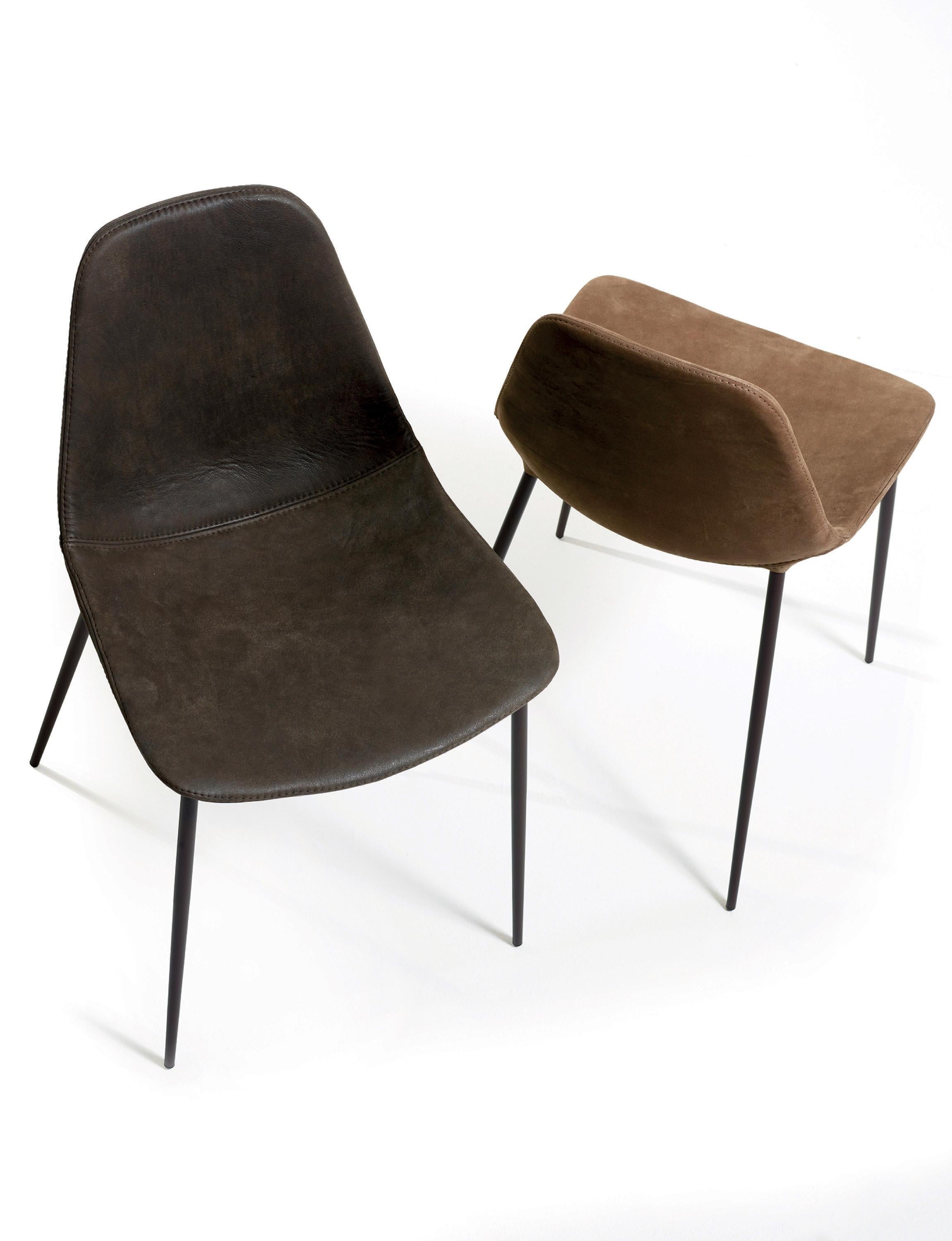 Modern Opinion Ciatti Mammamia Leather Non Stackable Chair For Sale