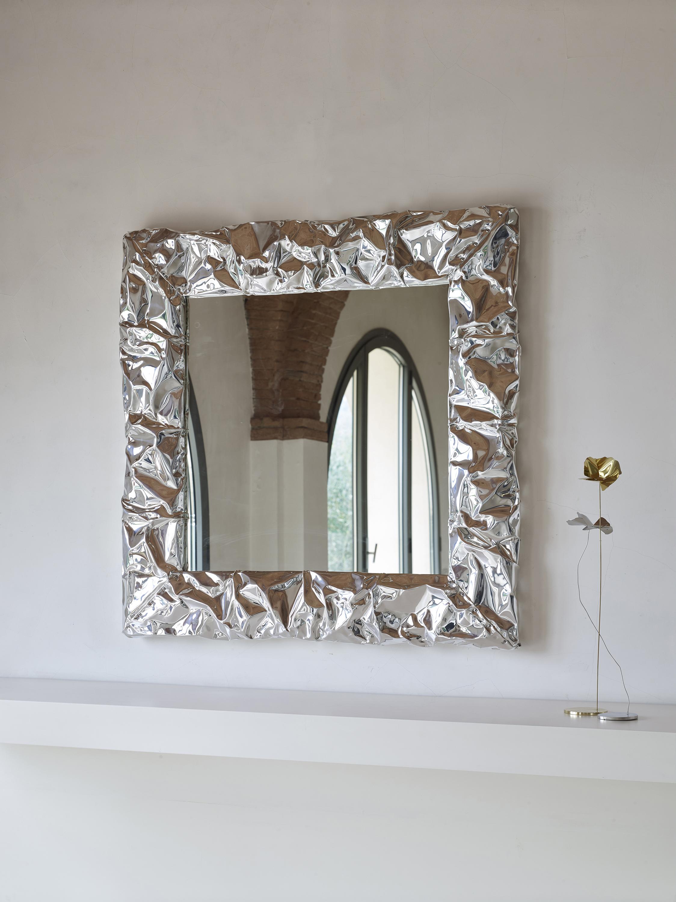 Opinion Ciatti Tab.u Medium Square Mirror In New Condition For Sale In Brooklyn, NY