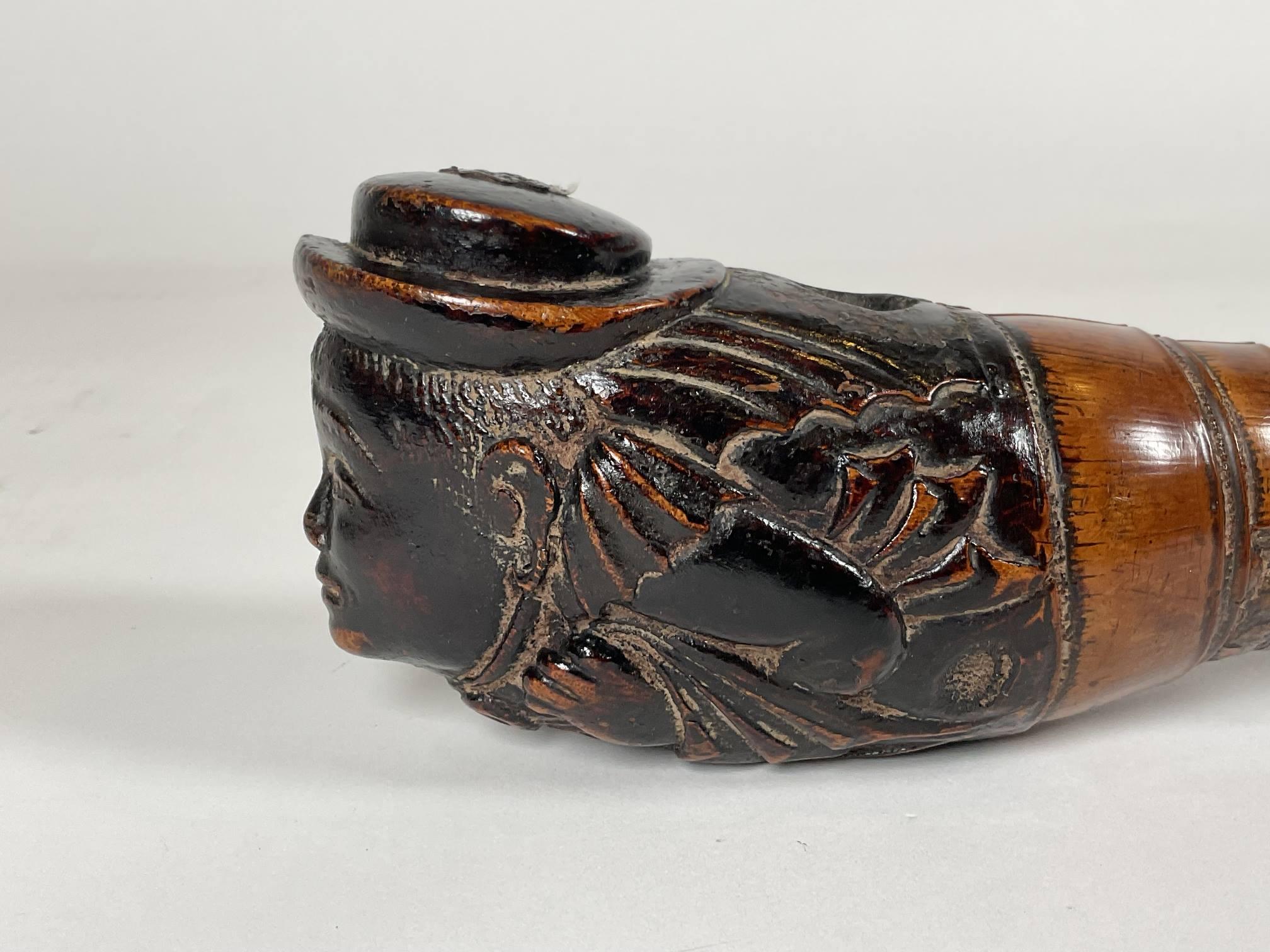 Opium Pipe from the Nineteenth Century For Sale 7