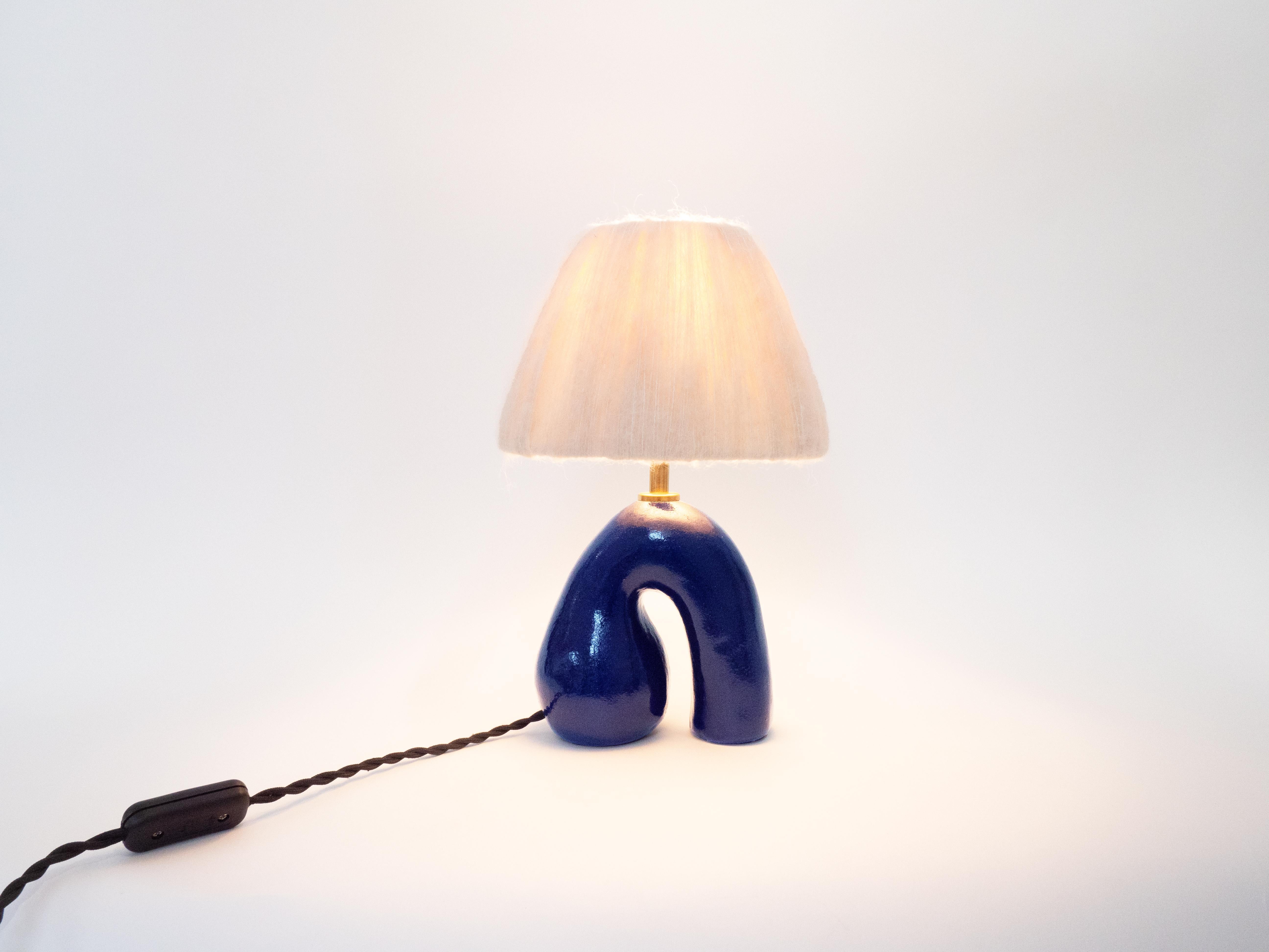 Contemporary 'Opposée' Table Lamp - Glossy Royal Blue For Sale