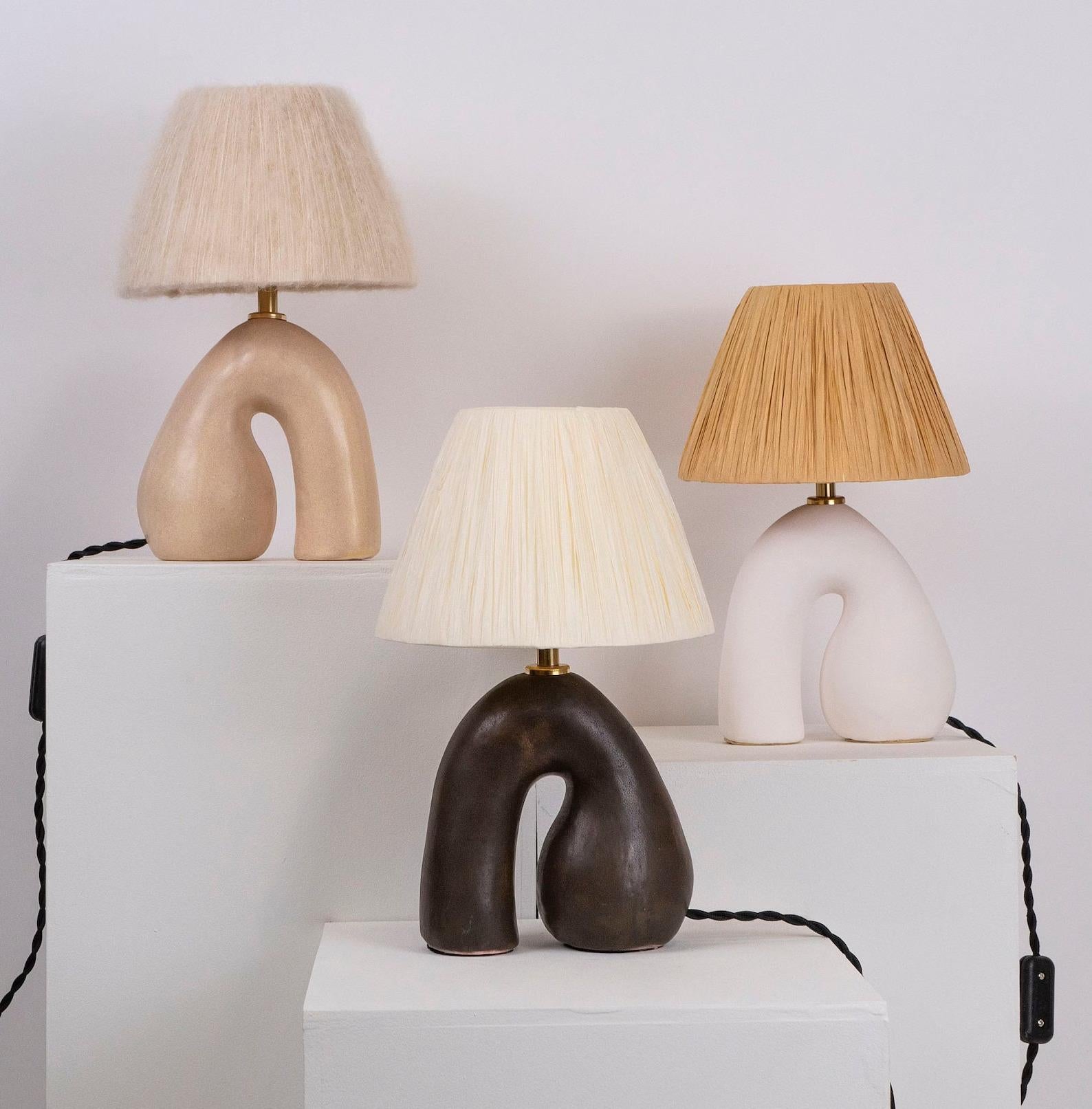 British 'Opposée' Table Lamp, Granite Black 'Satin', Sand Raffia Shade For Sale