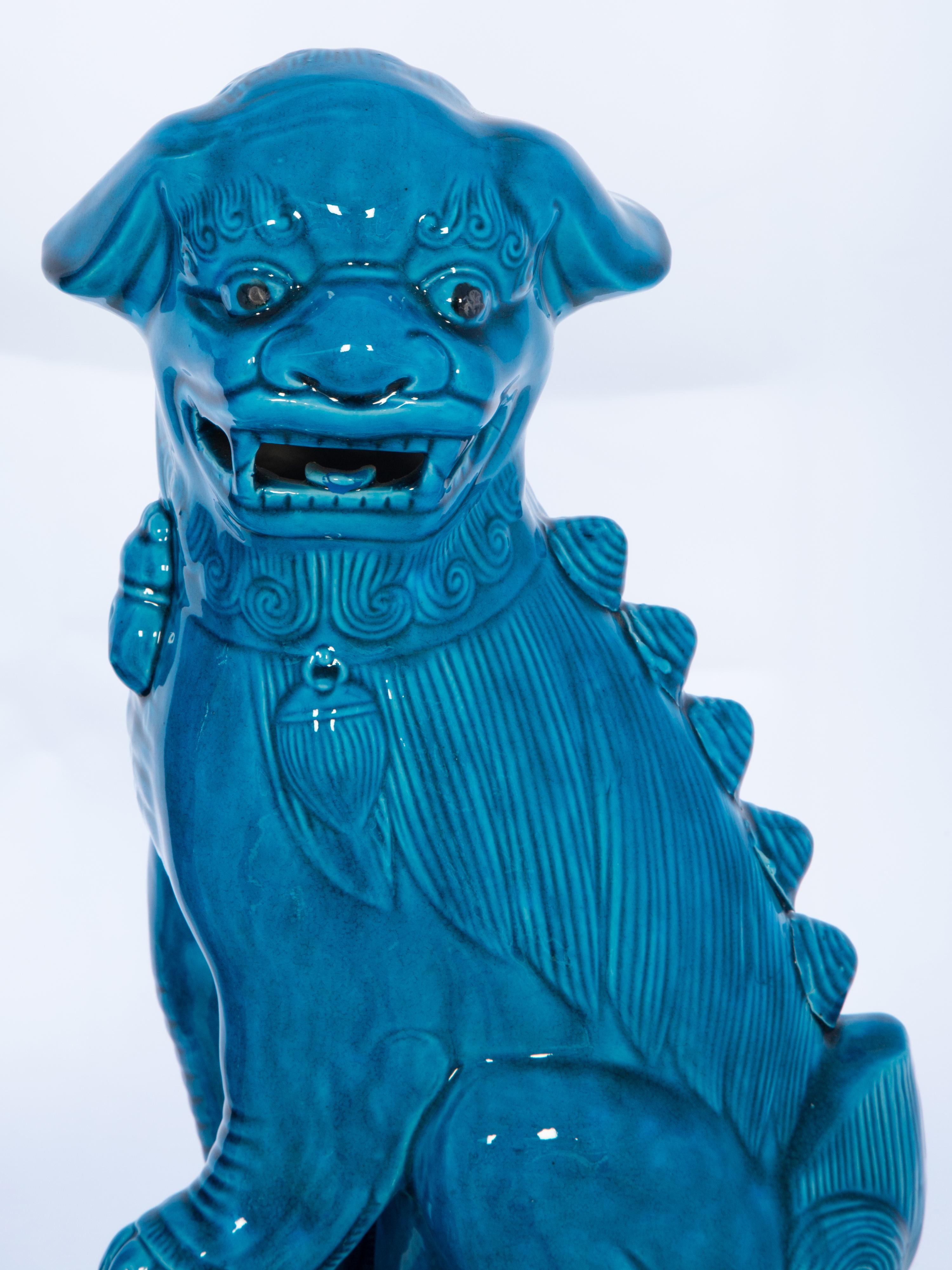 Esportazione cinese Coppia contrapposta di cani da caccia in ceramica turchese vintage da diciotto pollici in vendita