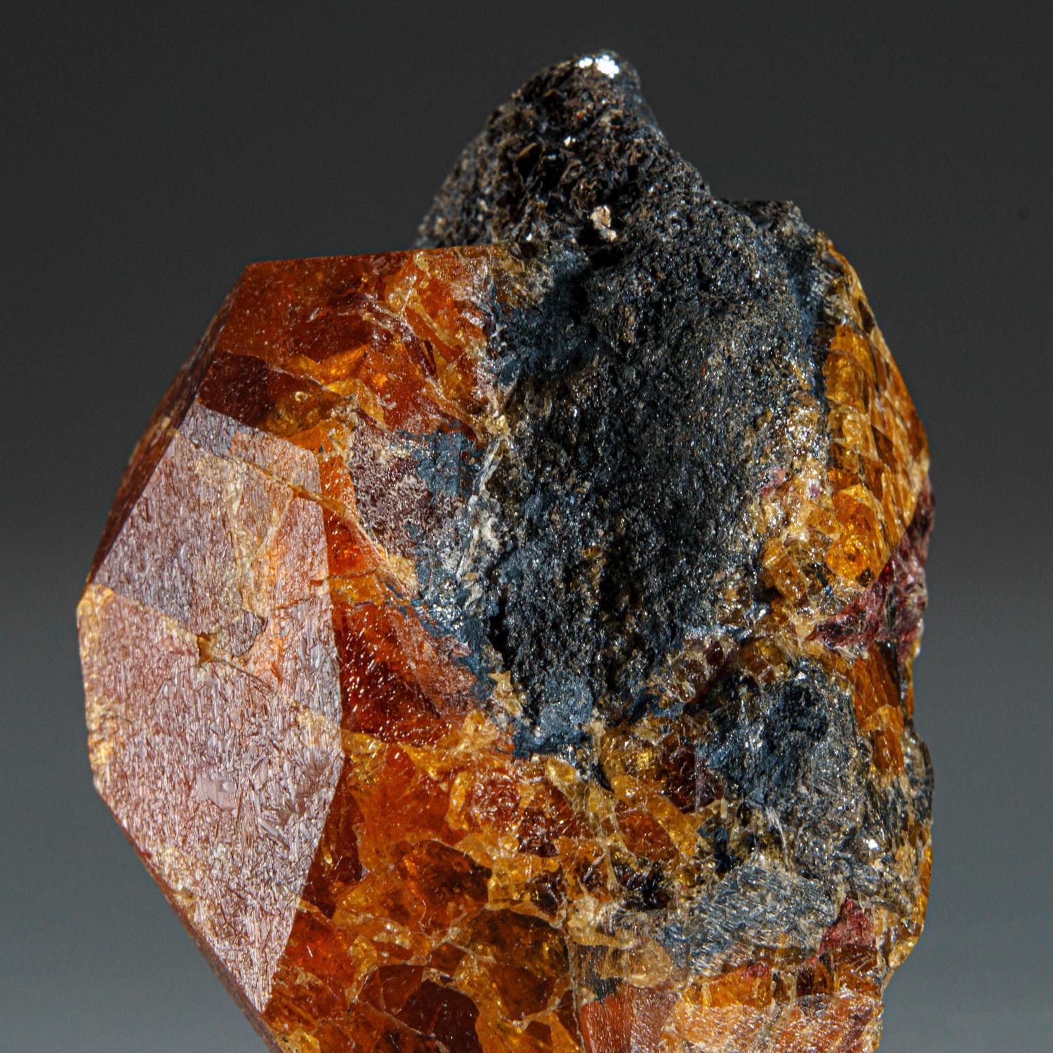 XXIe siècle et contemporain Calcite optique sur matrice de Fujin, Chine en vente