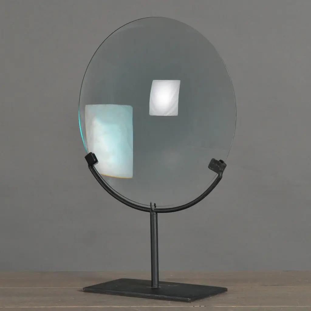 Français Loupe optique avec support - Verre de précision et métal noir mat en vente