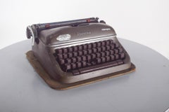 Optima Elite 3 Portable Typewriter, Germany
