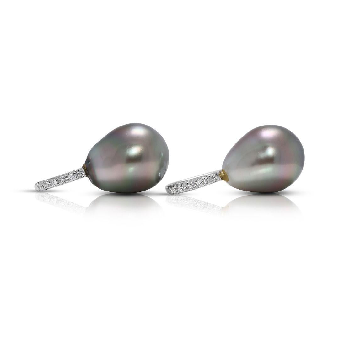 Opulent 0.06ct Natural Diamond & South Sea Pearl 18K White Gold Hook Earrings in vendita 2
