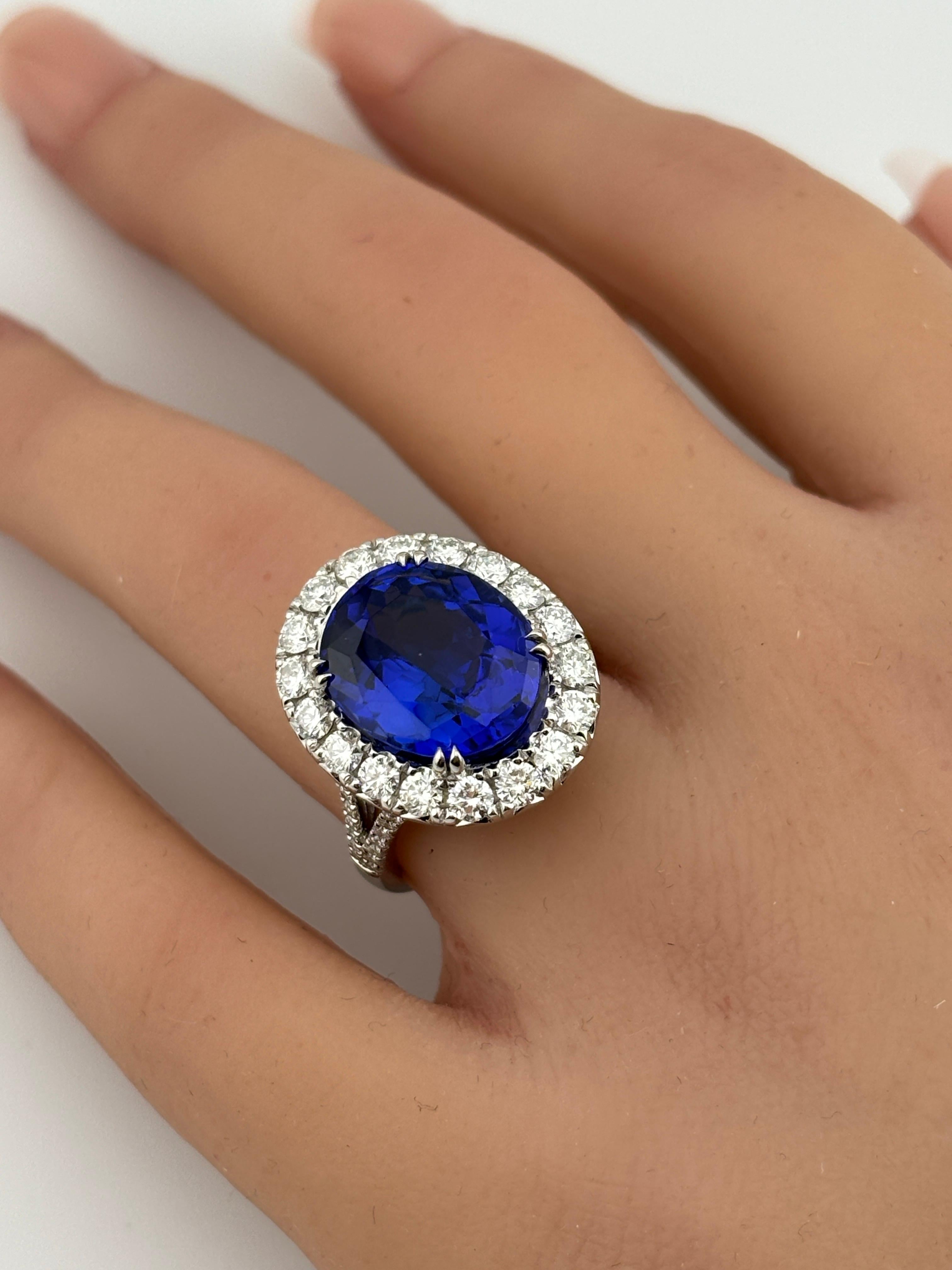 Opulent 18k White Gold Tanzanite & Diamond Halo Cocktail Ring In Excellent Condition For Sale In Bernardsville, NJ