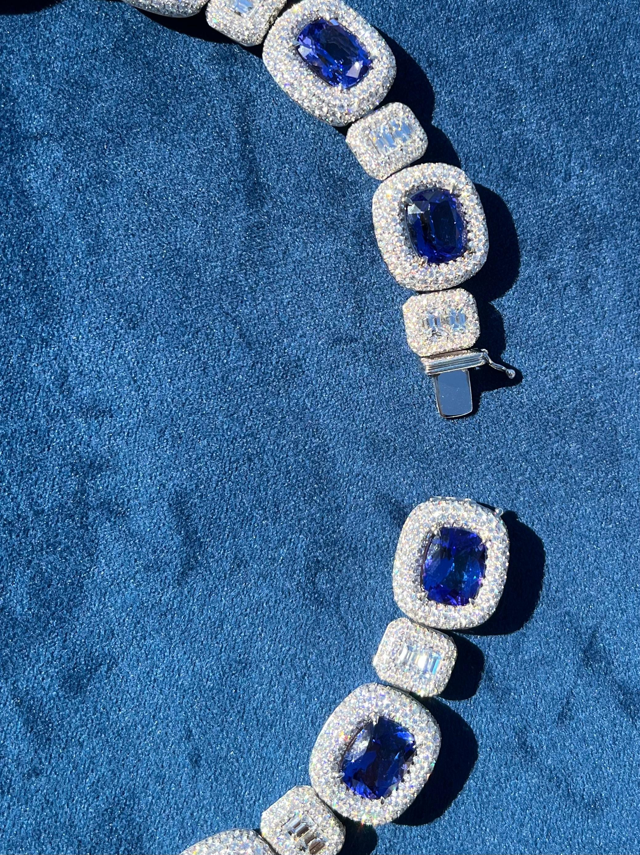 Opulent 211 Carat AAAA Intense Blue Tanzanite and Diamond 18 Karat Gold Necklace 5