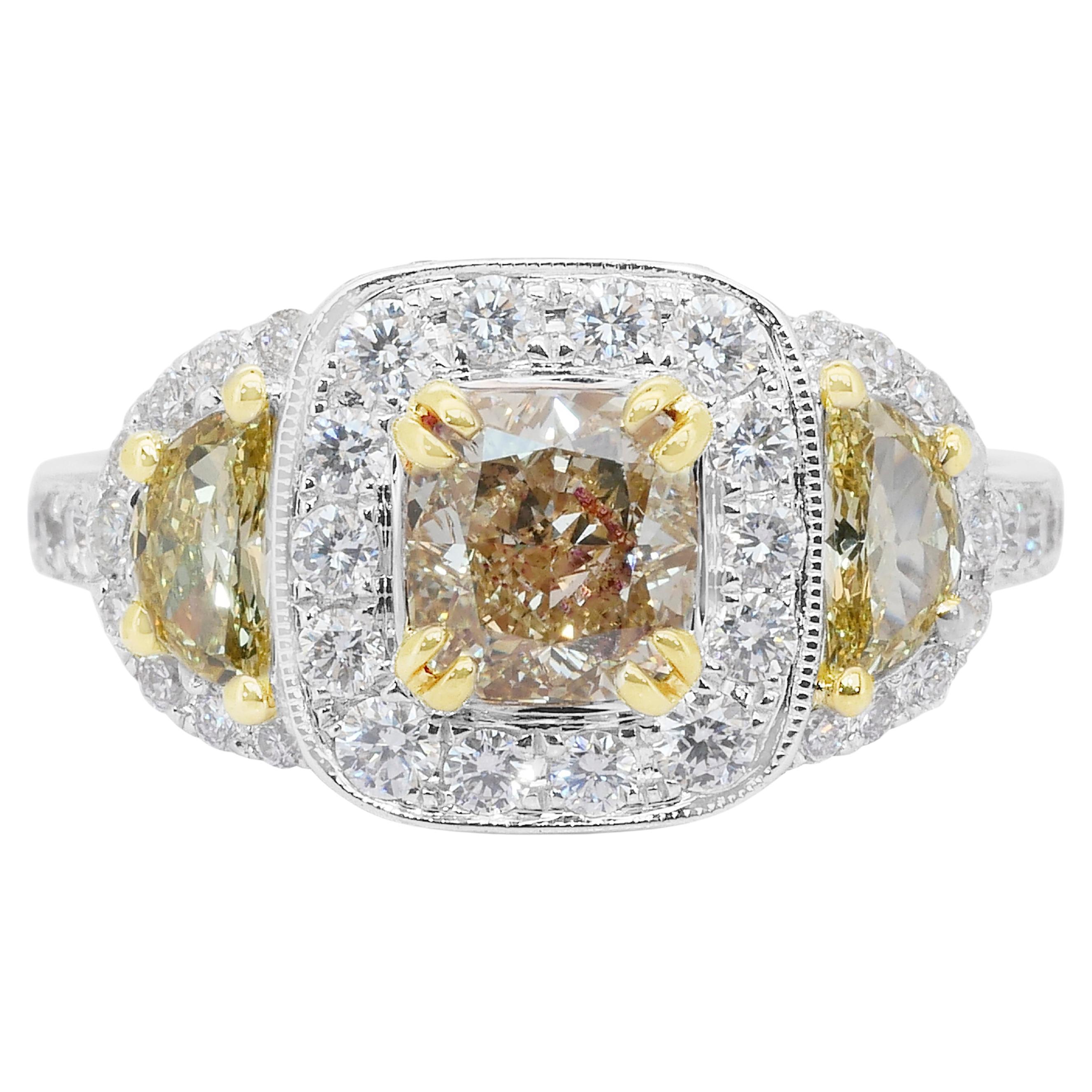 Opulente bague halo de 3,58ct diamants en or jaune et blanc 18k - Certifiée IGI en vente