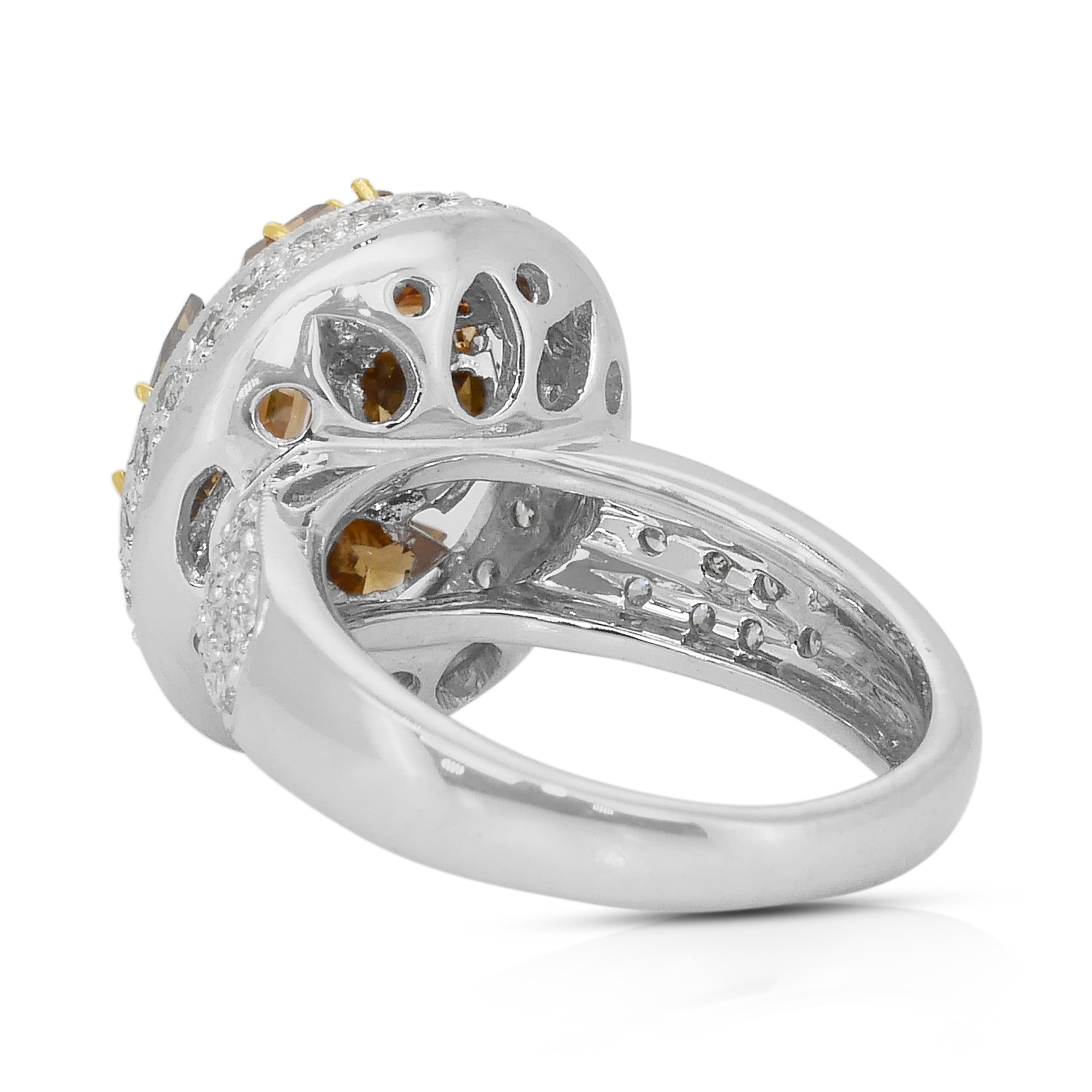 Opulenter Cocktailring mit 3,81 Karat Diamanten aus 18k Weißgold - IGI zertifiziert im Zustand „Neu“ im Angebot in רמת גן, IL