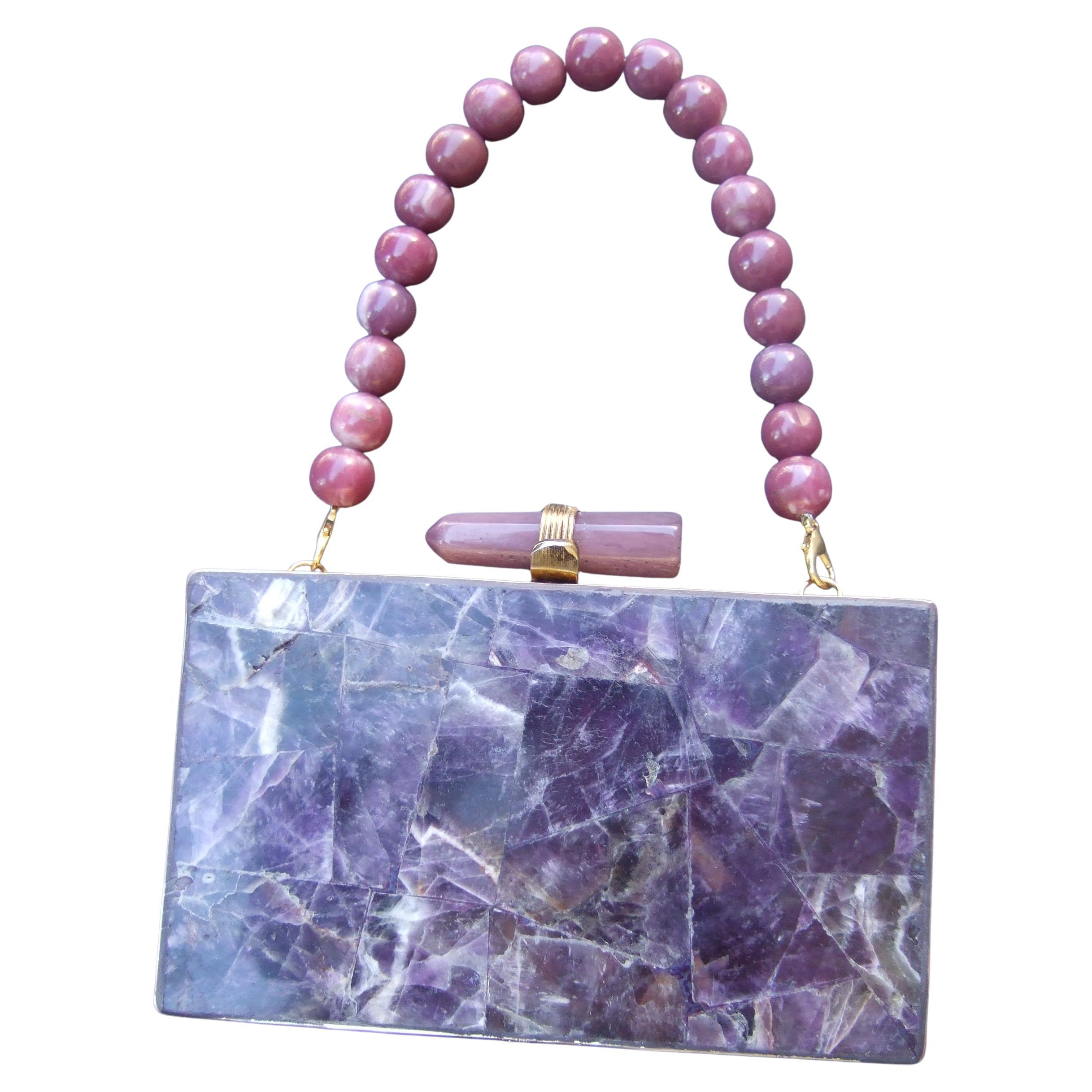 Opulente Amethyst Halb kostbare geschliffene Inlay vergoldet Trim Minaudiere' Clutch 21st c