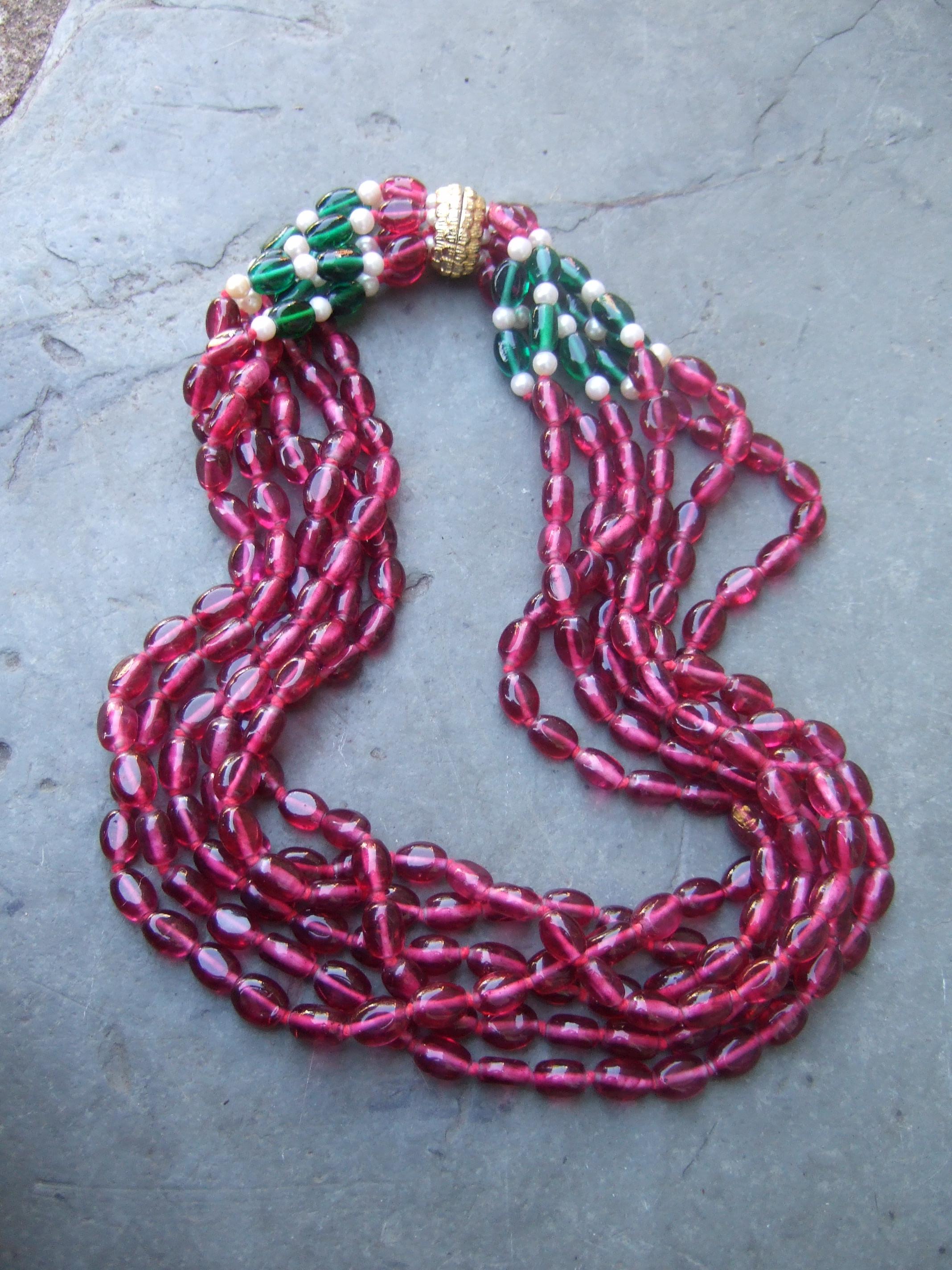 Contemporaneo Opulenta collana a più fili con perline di vetro, anni '80, C.C. in vendita