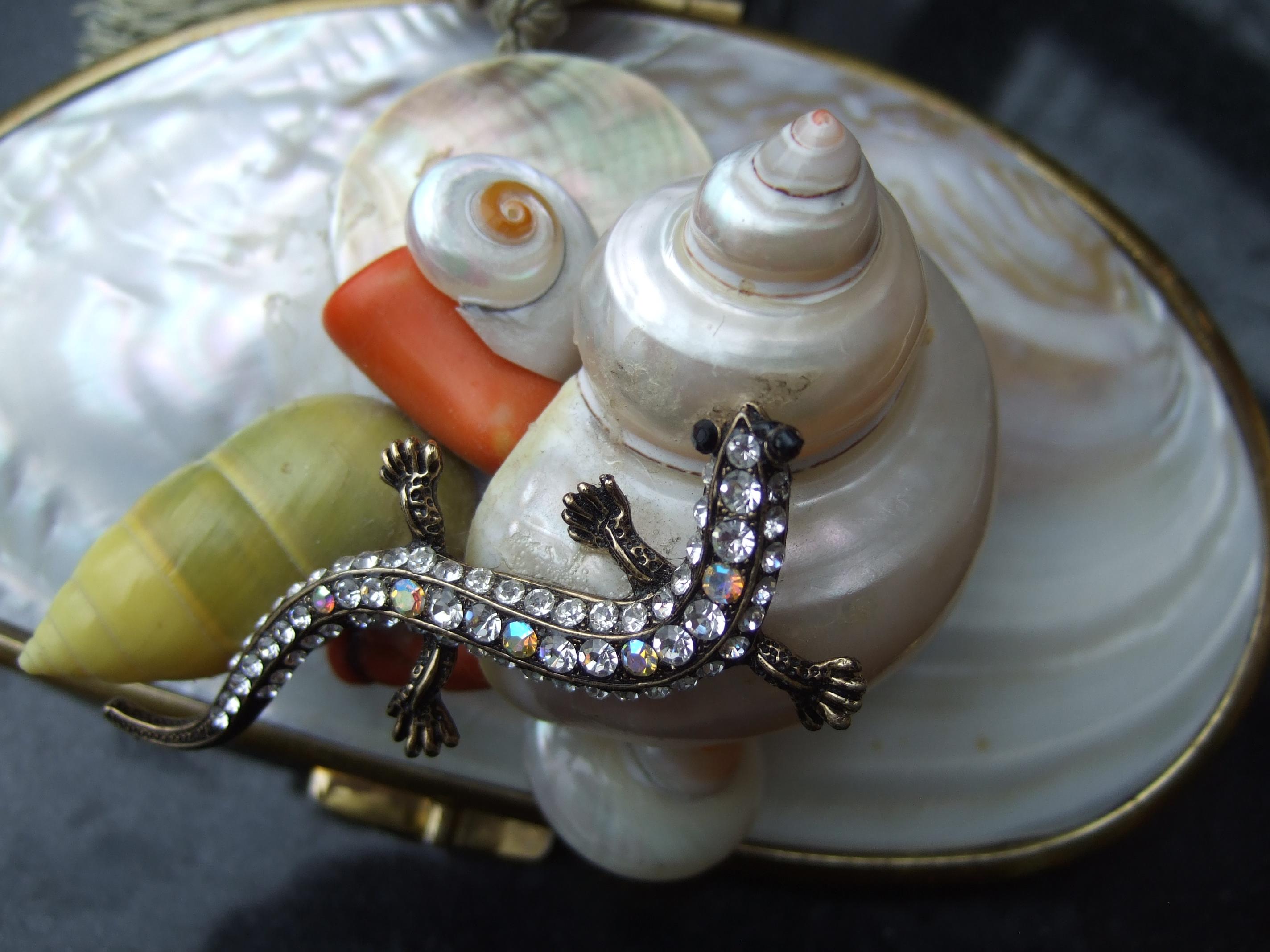 Opulent Mother of Pearl Crystal Lizard Encrusted Artisan Clutch c 1970s For Sale 6