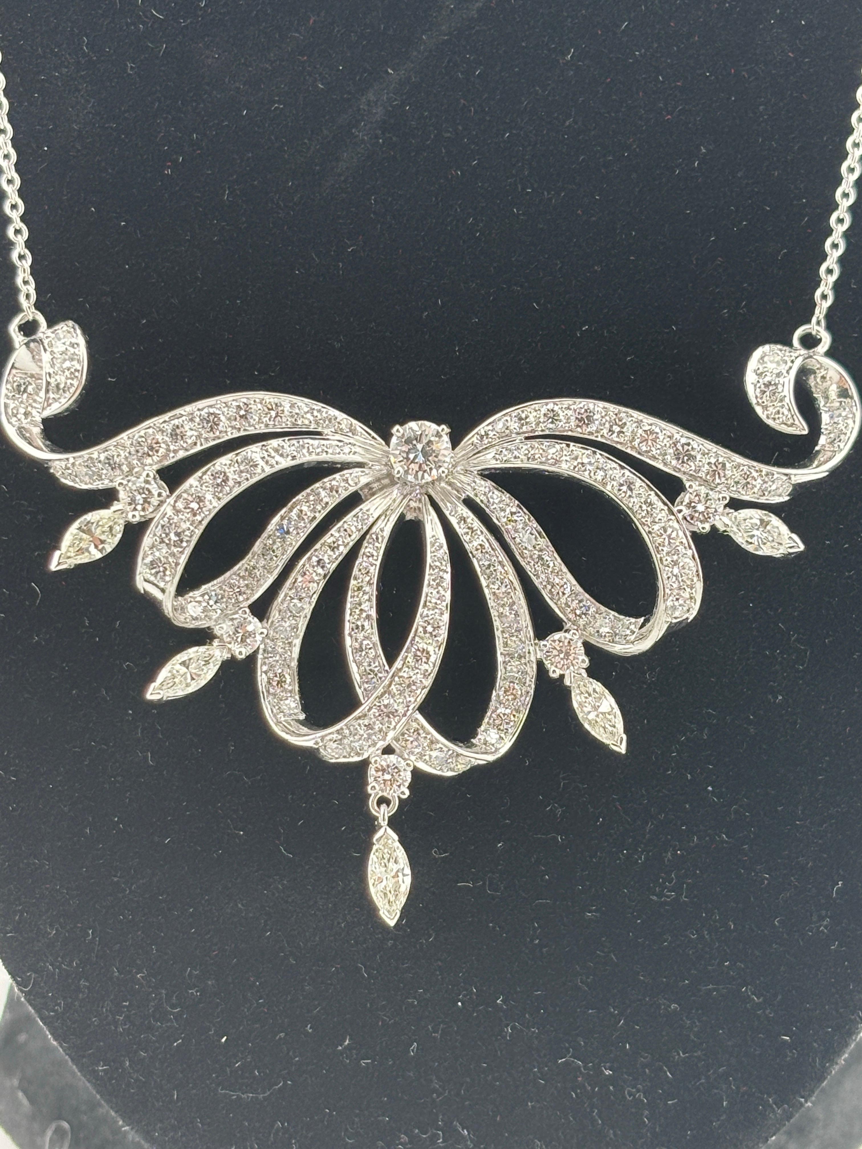 Opulenta collana di platino e diamanti naturali in vendita 8