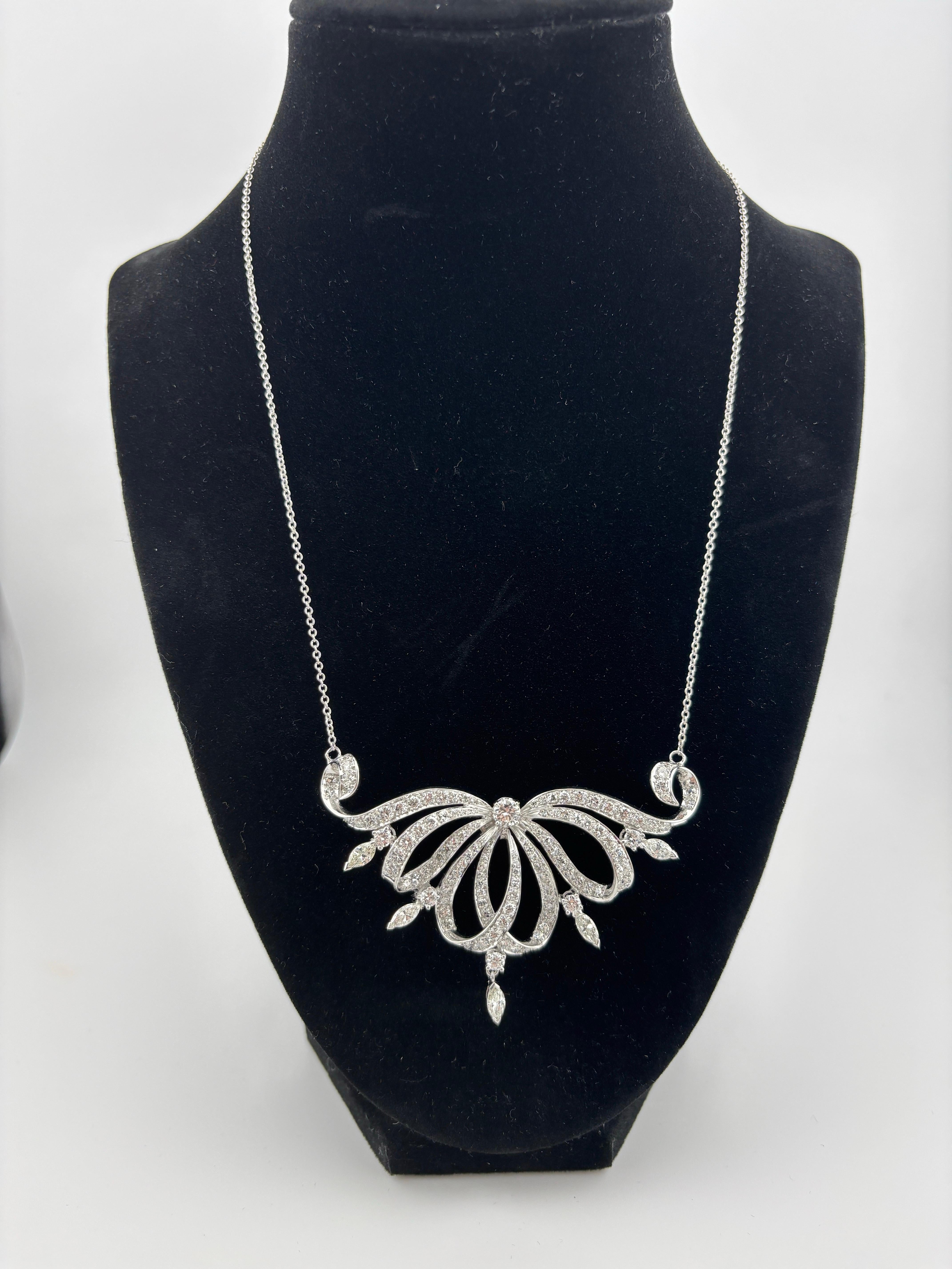 Opulenta collana di platino e diamanti naturali in vendita 11