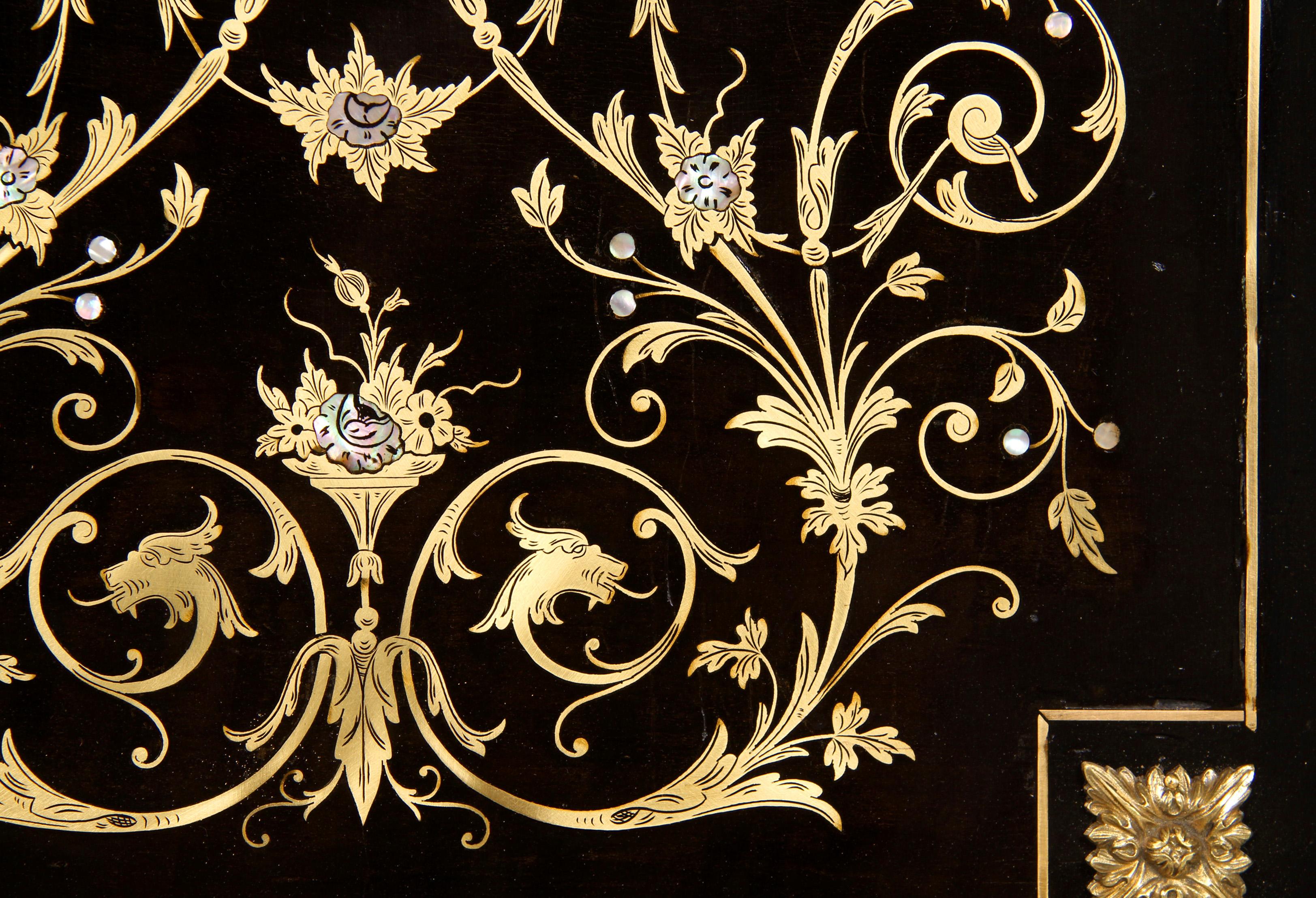 Ebanizzato Opulent Secretary in Napoleon III - Makart Style, Vienna, circa 1880 in vendita