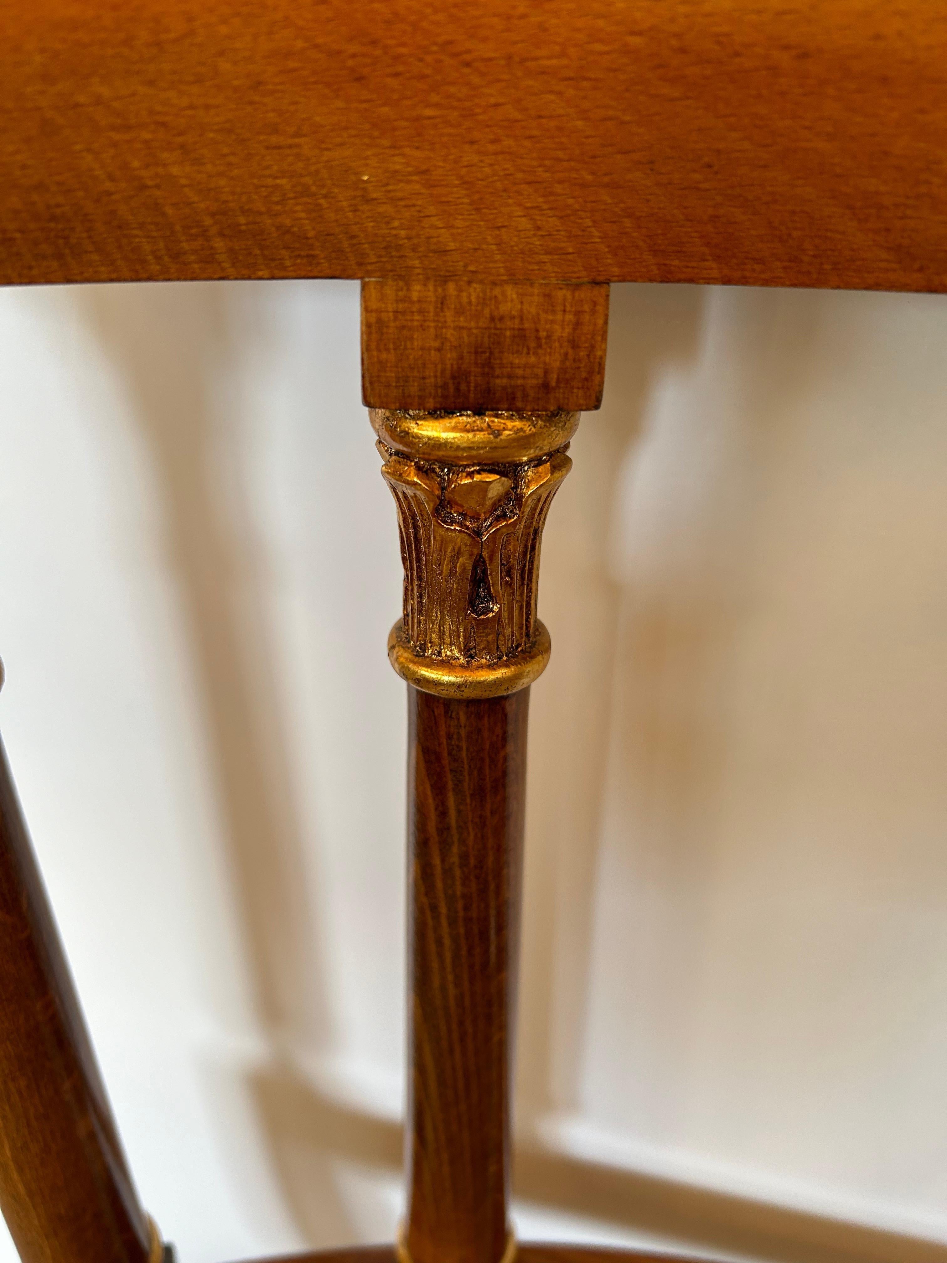 Opulenter Satz von 8 Esszimmerstühlen im Empire-Stil mit Versace-Polsterung (21. Jahrhundert und zeitgenössisch) im Angebot