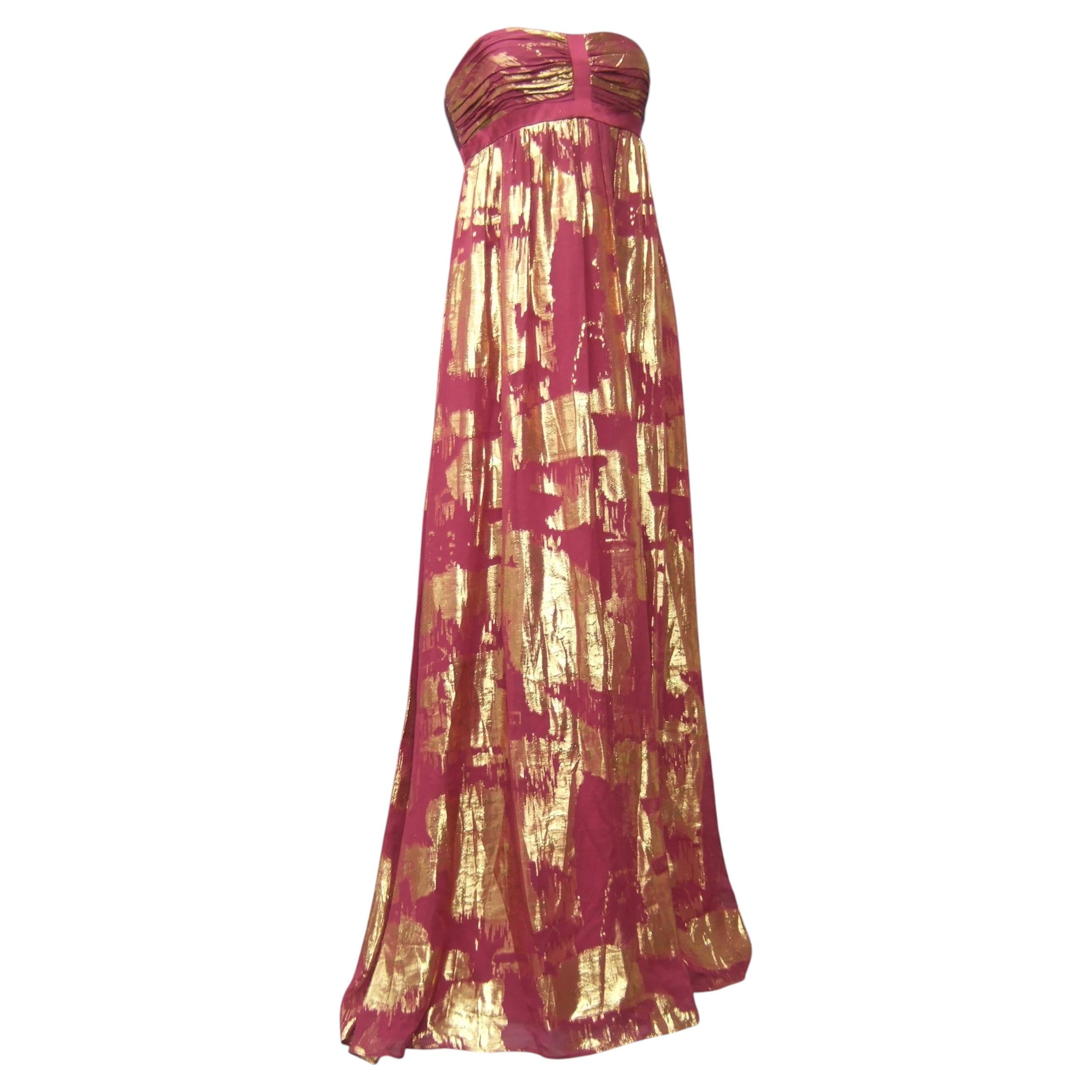 Opulentes Seidenkleid aus burgunderrotem, goldmetallischem Chiffon, entworfen von Aidan Mattox, 21. Jahrhundert
