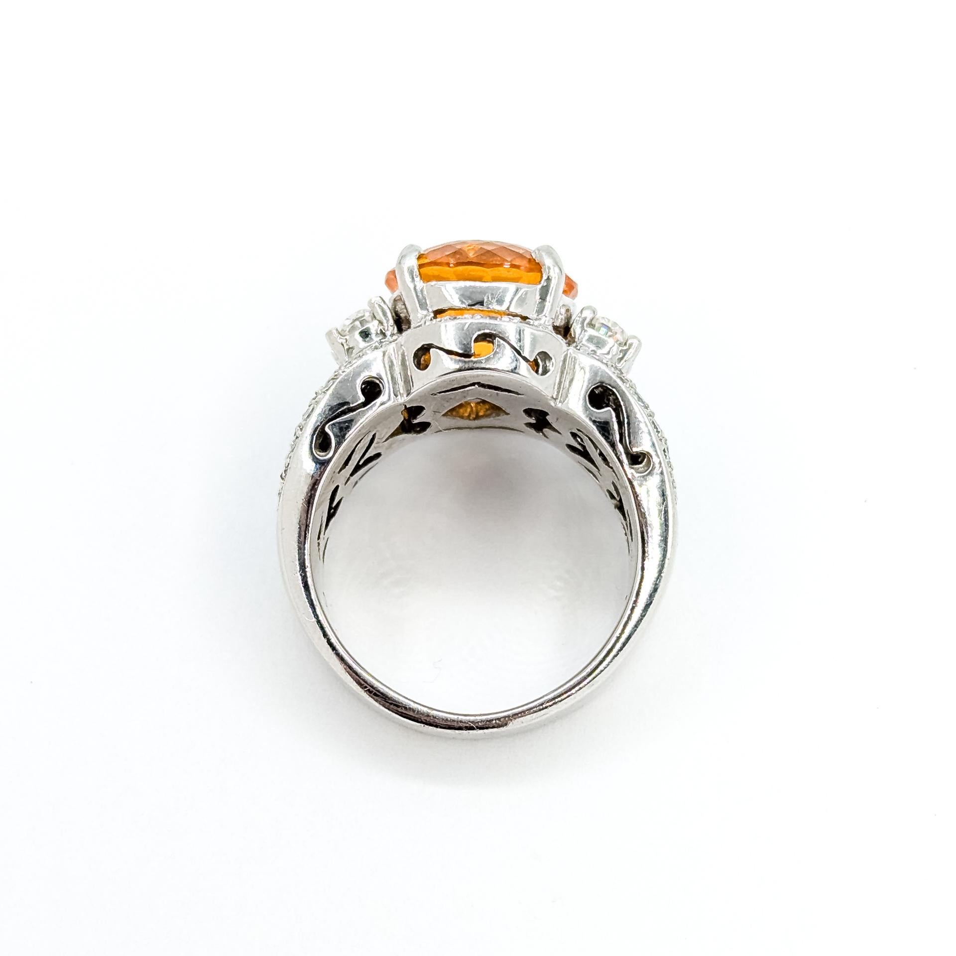 Opulente bague en grenat spessarite et diamant en 18k en vente 3