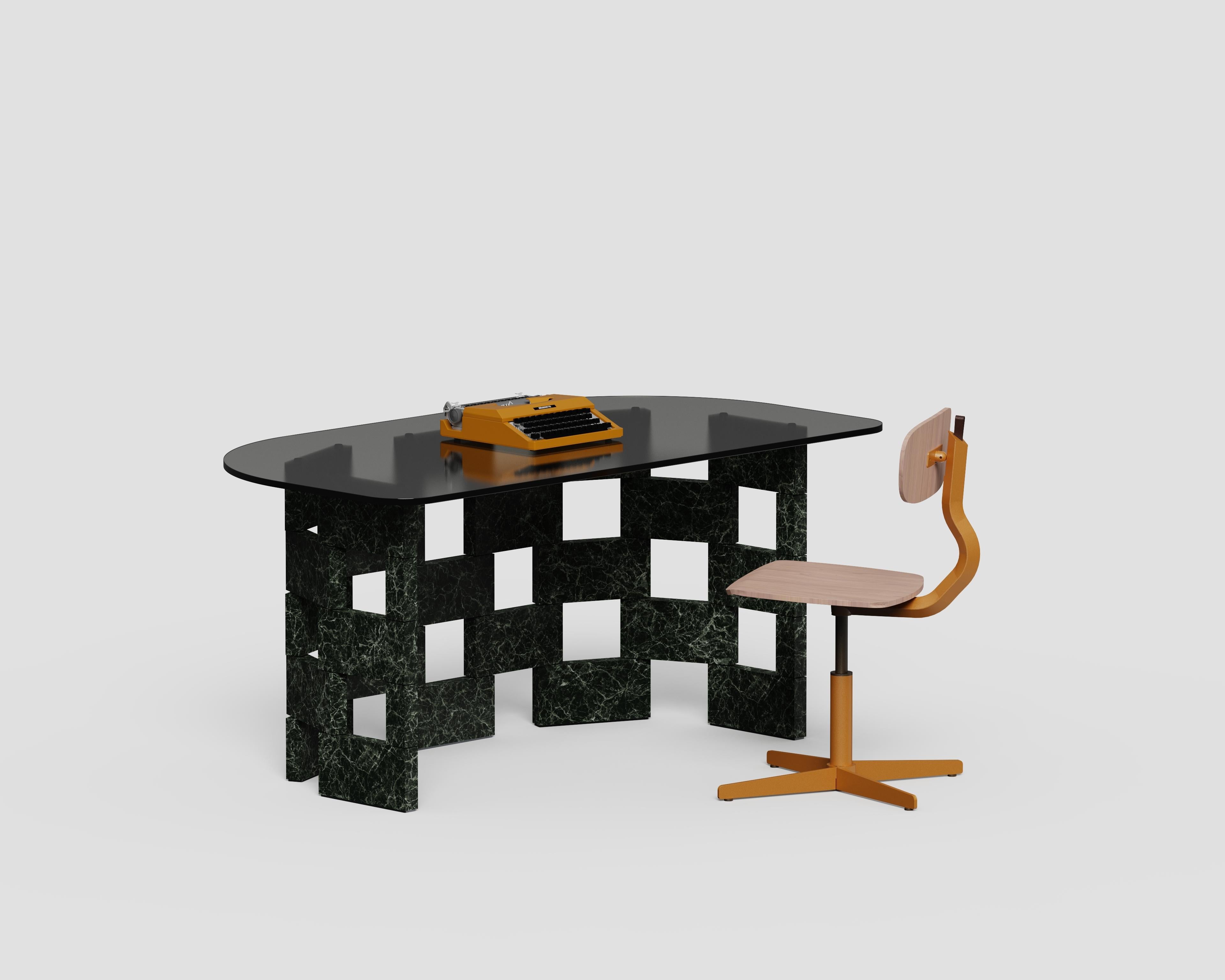 Opus Mod 3 Marble, Extrawhite Glass And Metal Writing Desk by Antonio De Marco In New Condition For Sale In Geneve, CH