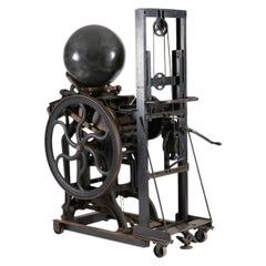OR 08, Mechanische Skulptur mit Druckpresse und Kugel