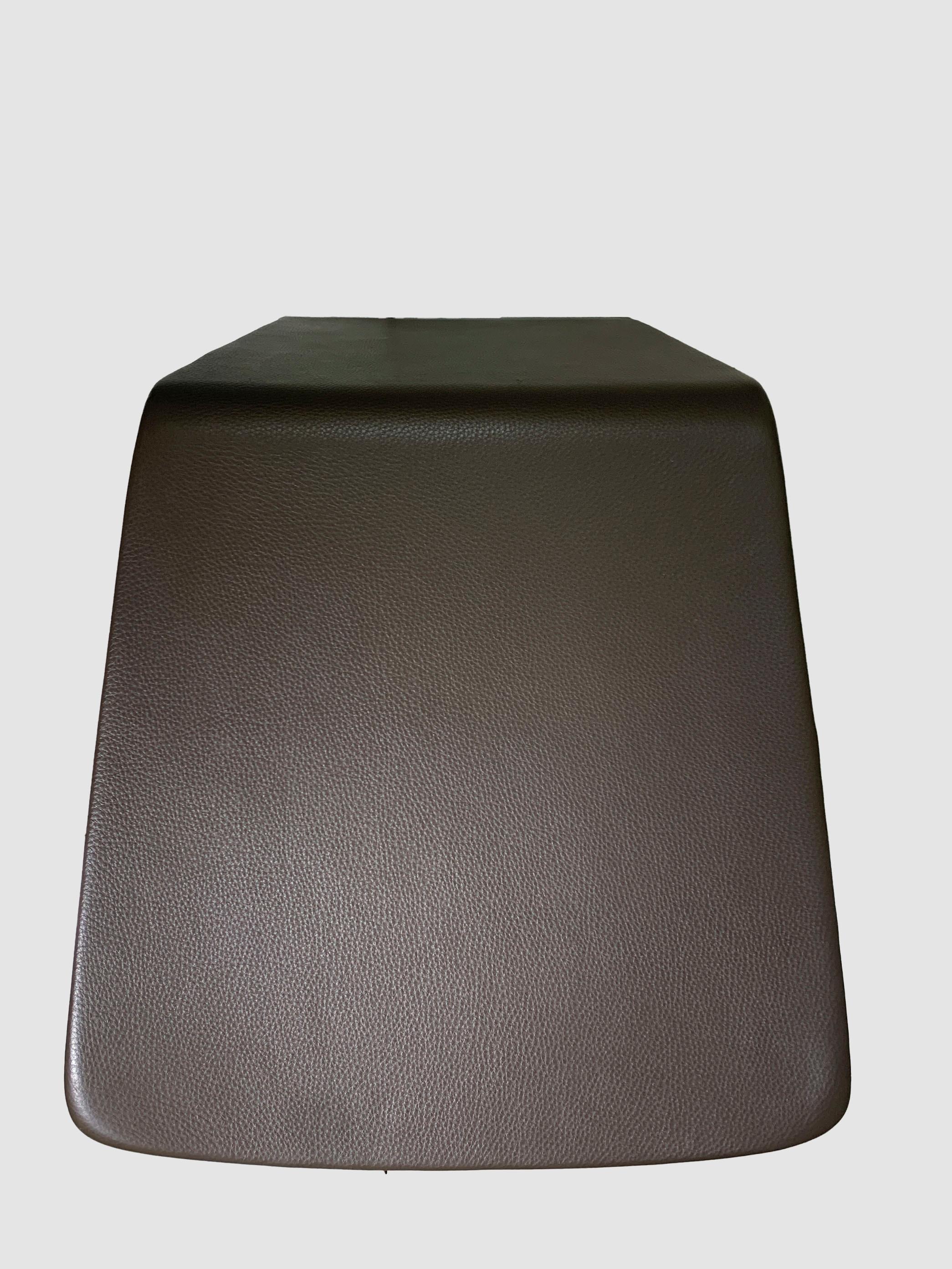 Fauteuil Ora-Gami avec repose-pieds conçu par Ora Ito pour Steiner Paris en vente 5