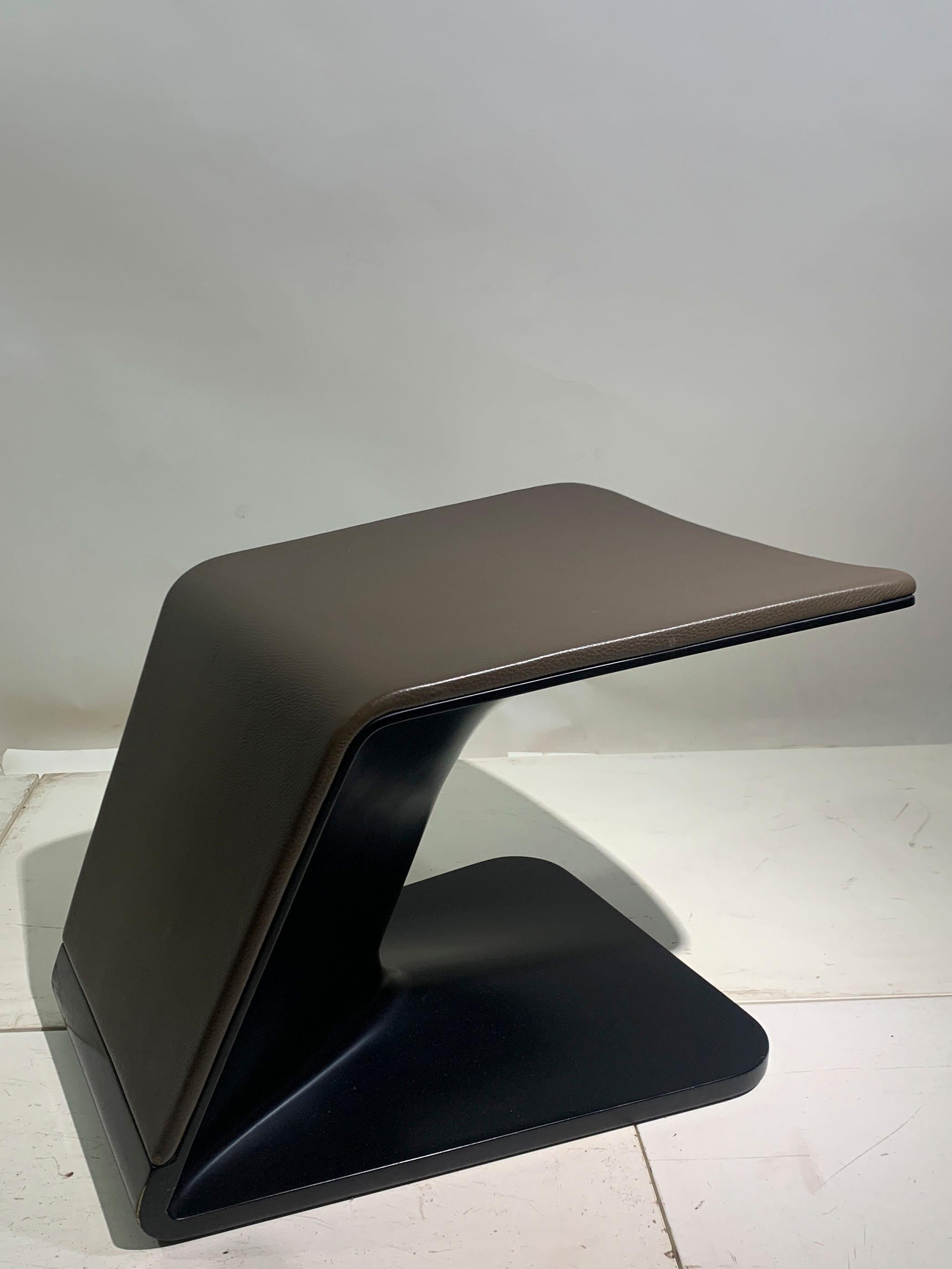 Fauteuil Ora-Gami avec repose-pieds conçu par Ora Ito pour Steiner Paris en vente 6