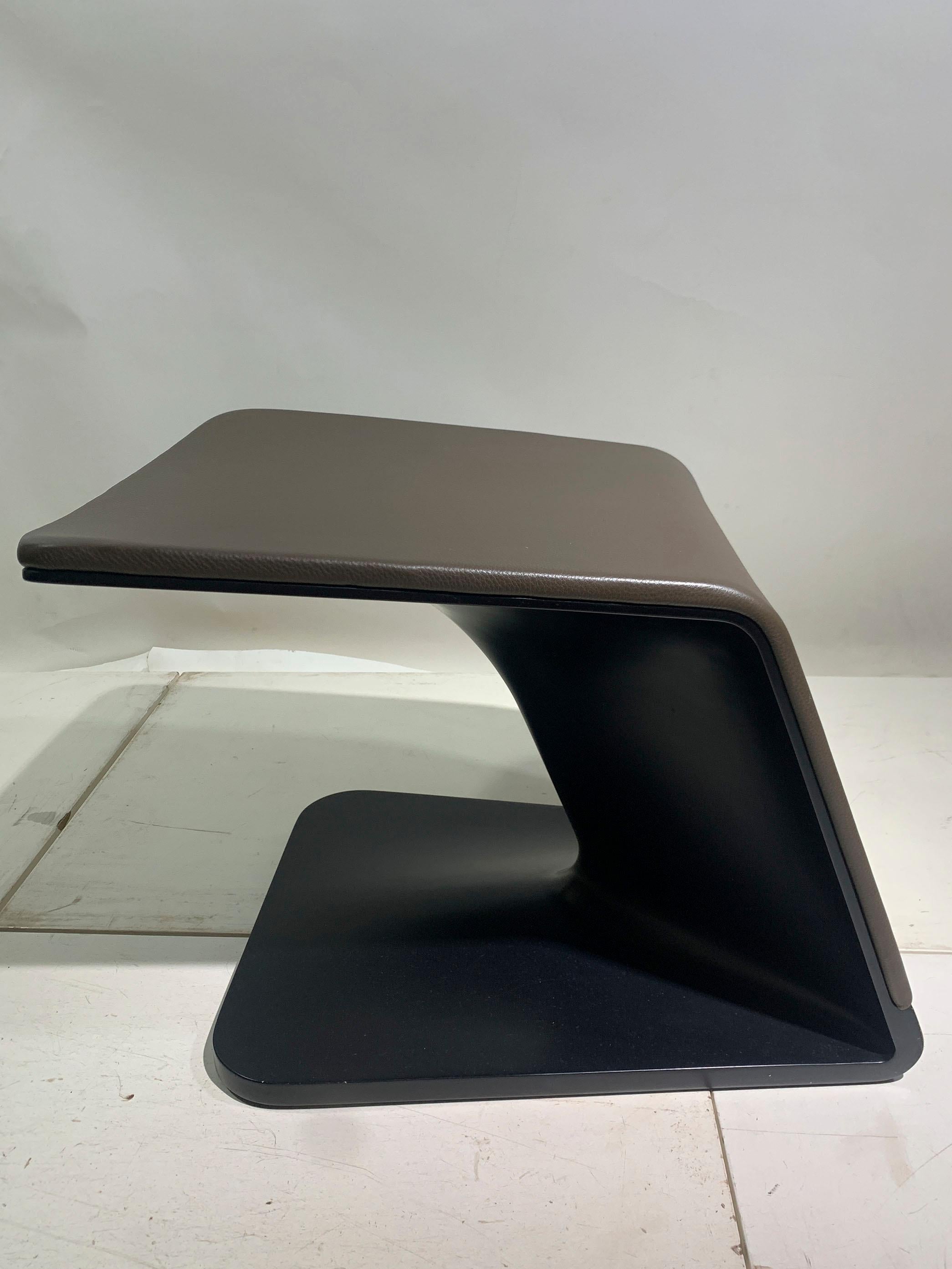 Fauteuil Ora-Gami avec repose-pieds conçu par Ora Ito pour Steiner Paris en vente 9
