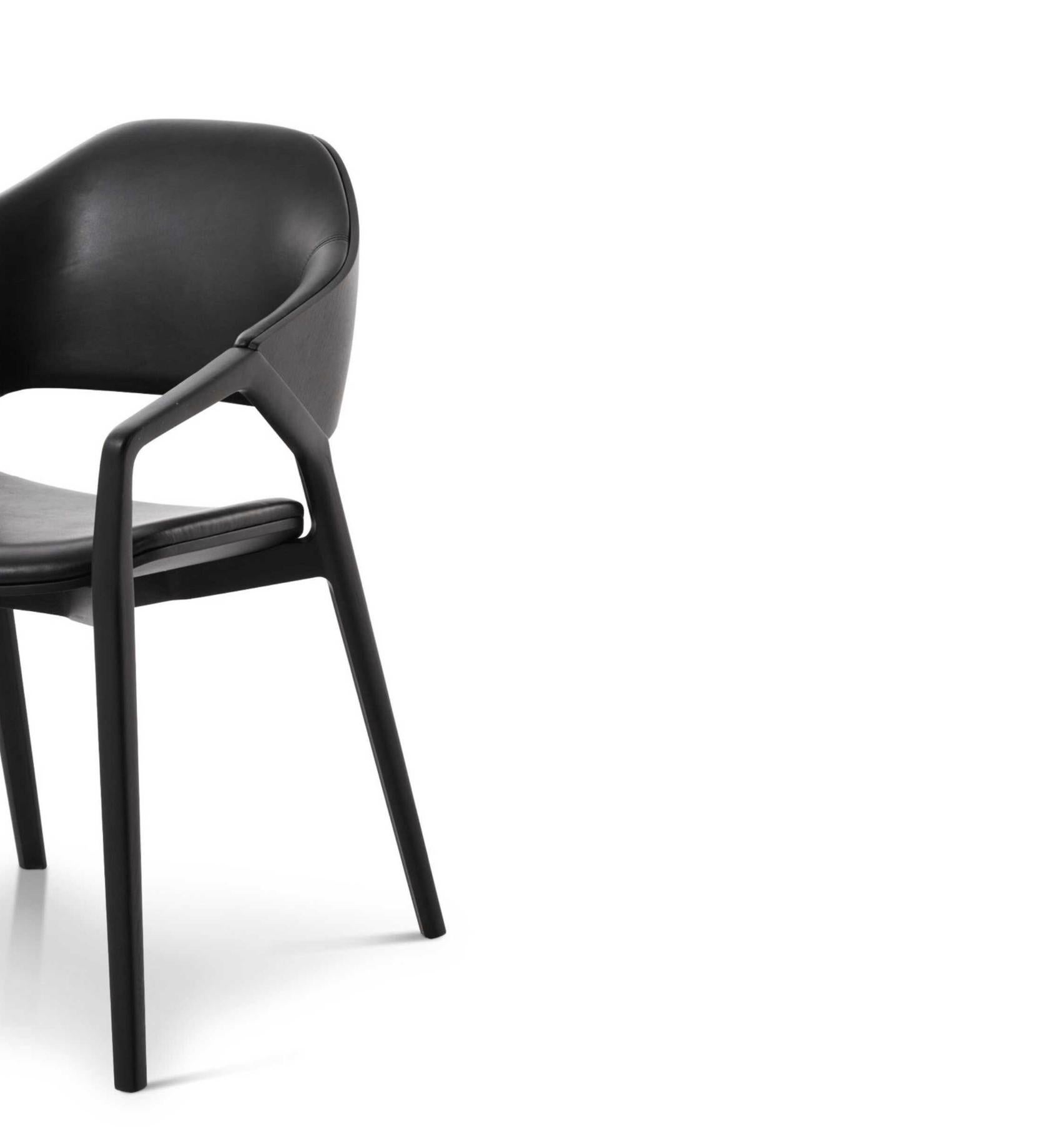 Ora Ito, Frassino Tinto Nero Ico Stuhl für Cassina (Moderne der Mitte des Jahrhunderts) im Angebot