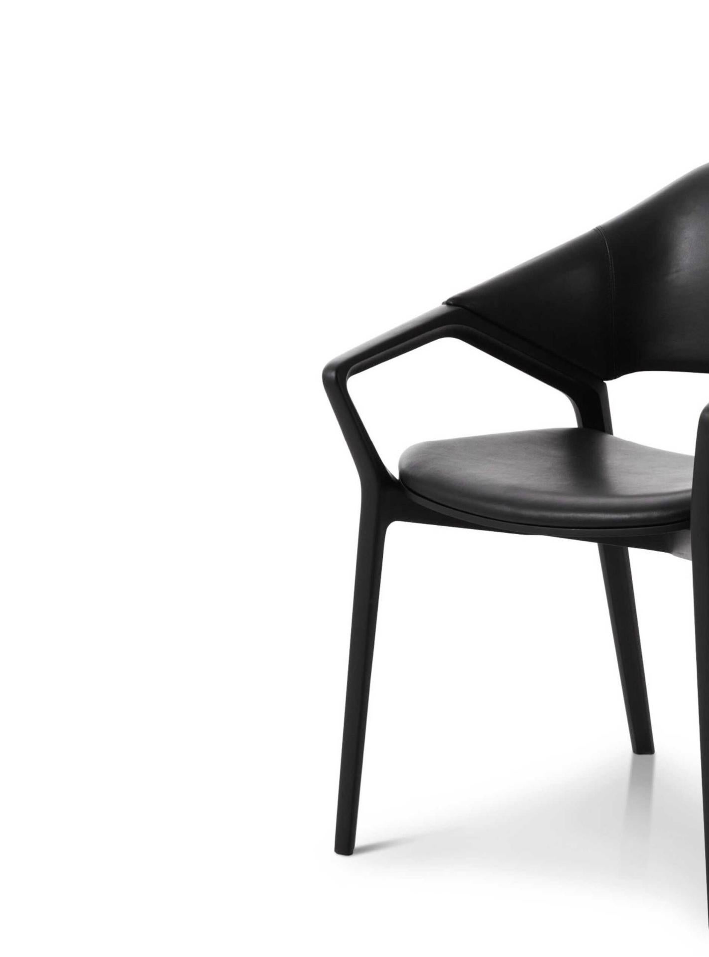 Ora Ito, Frassino Tinto Nero Ico Stuhl für Cassina im Zustand „Neu“ im Angebot in Barcelona, Barcelona