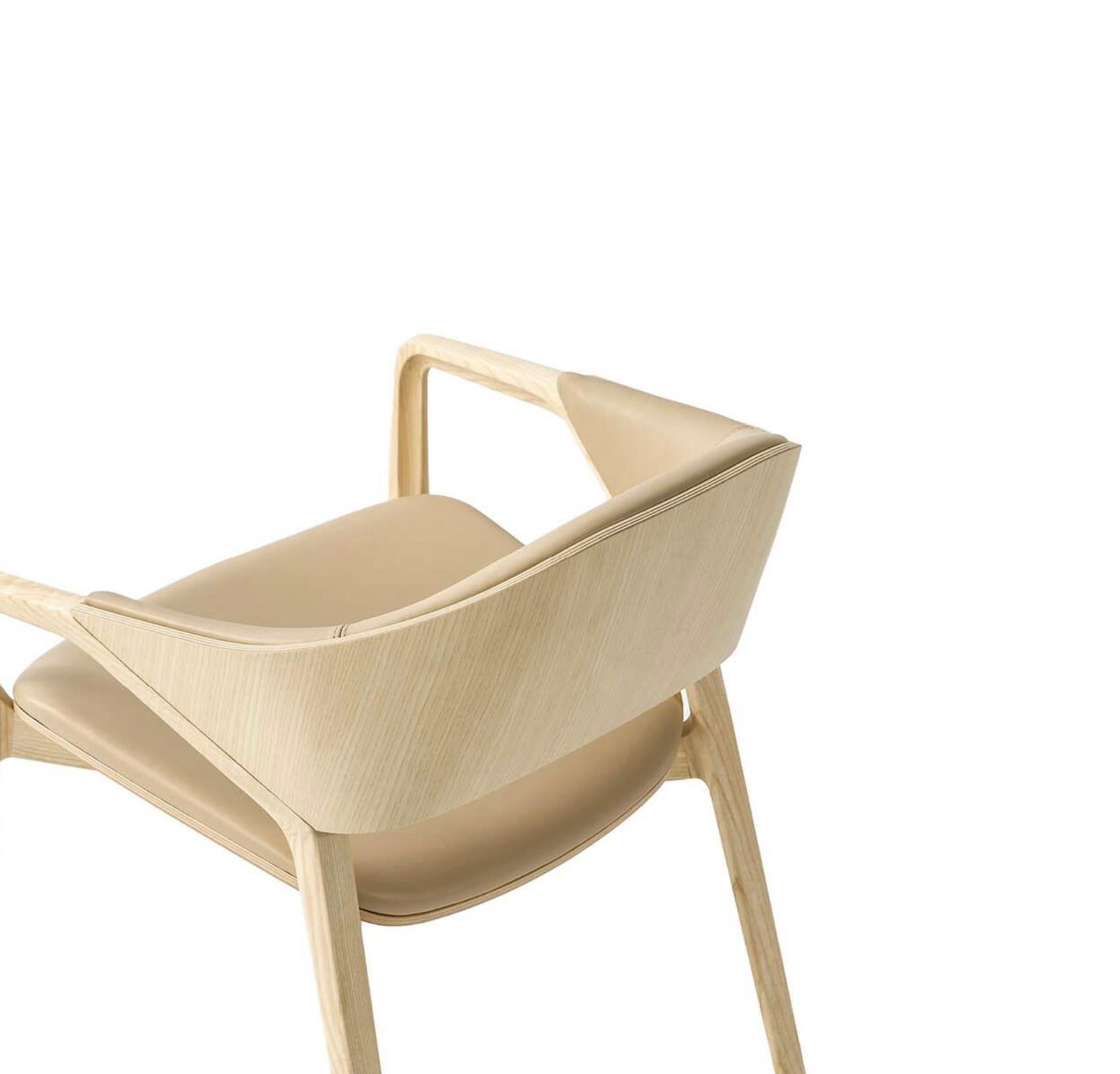 Ora Ïto, Natürliches Eschenholz Ico Design Stuhl für Cassina (21. Jahrhundert und zeitgenössisch) im Angebot