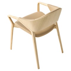 Ora Ïto, sedia di design Ico in legno di frassino naturale per Cassina