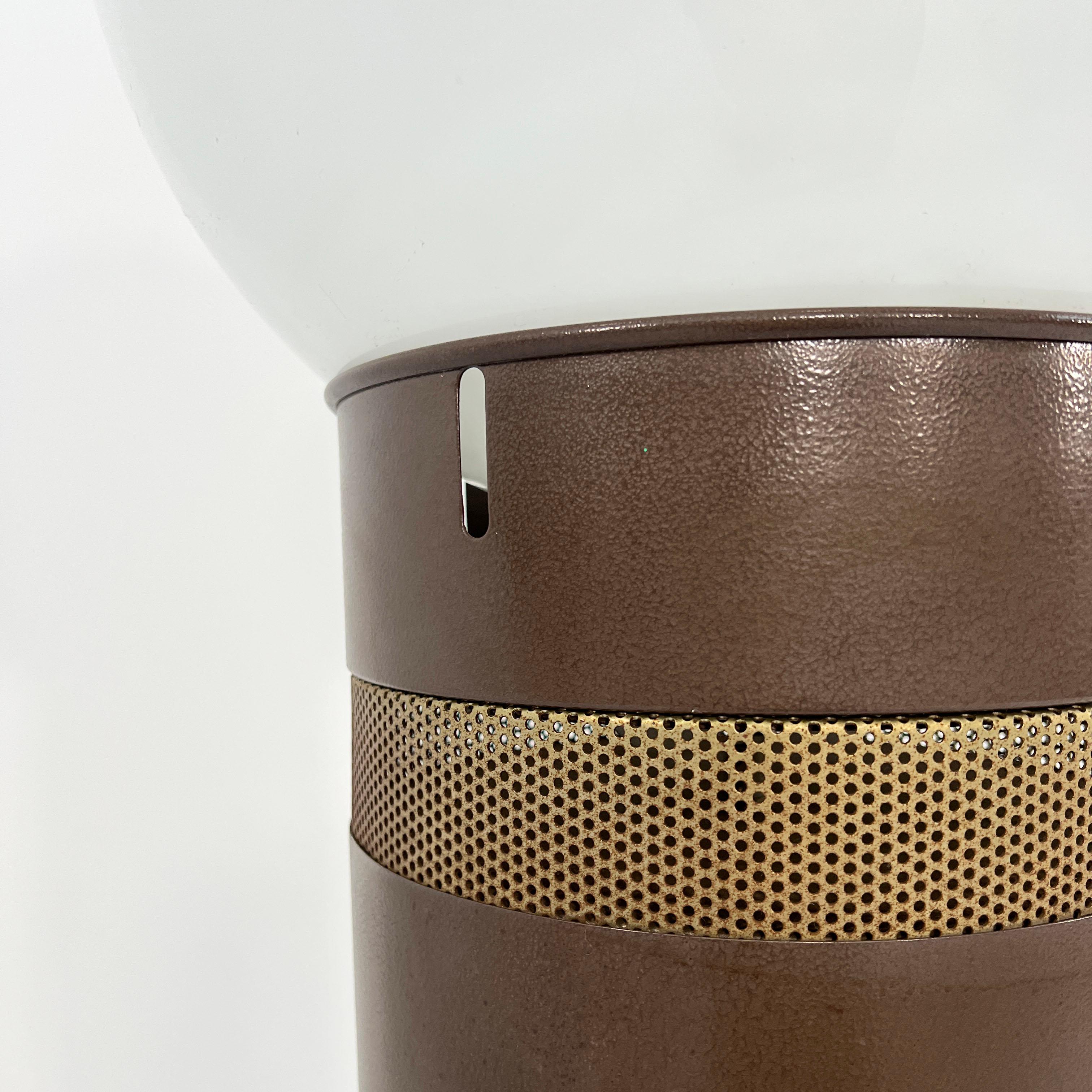 Oracolo Floor Lamp by Gae Aulenti for Artemide, 1970s In Good Condition In Ixelles, Bruxelles