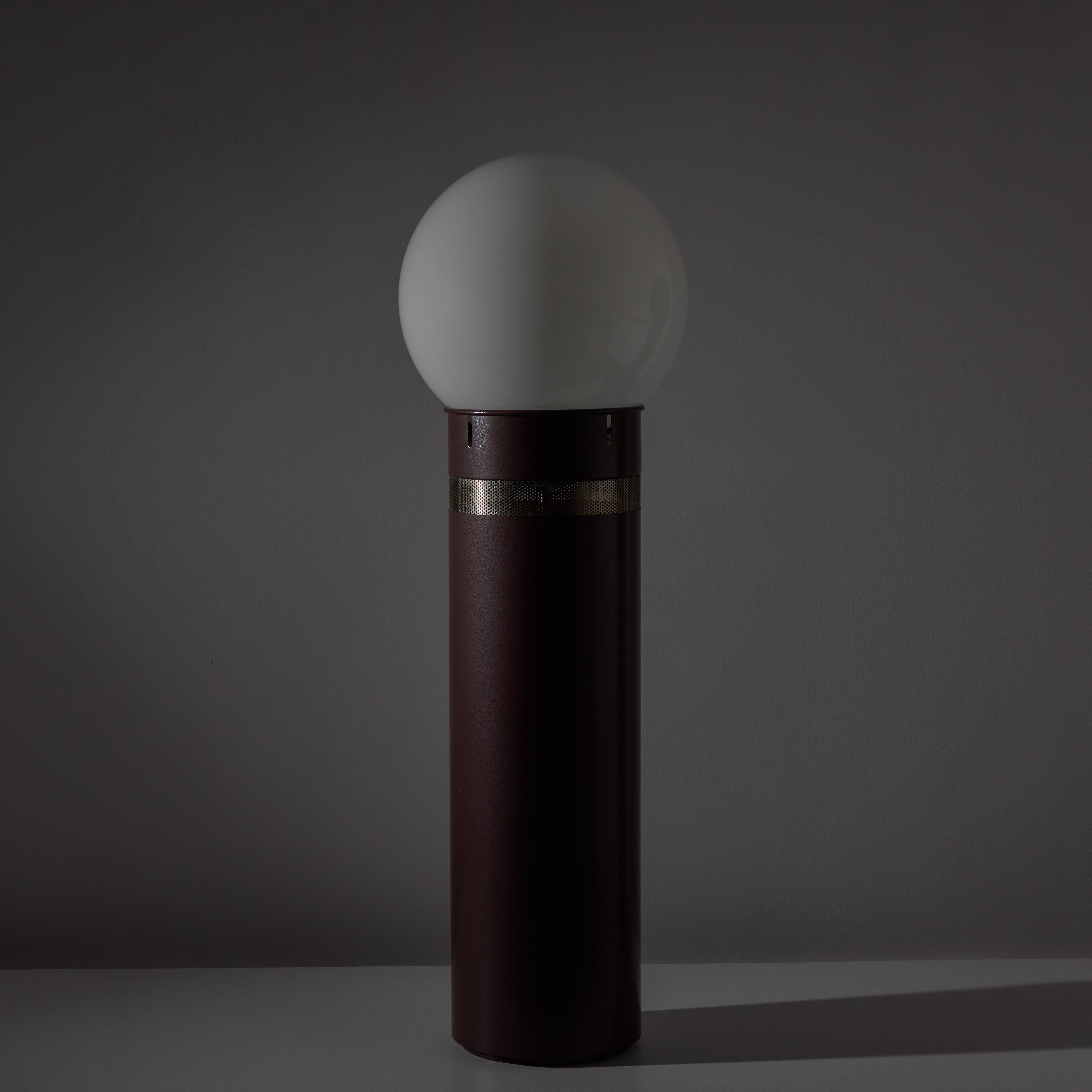 'Oracolo' Floor Lamp by Gae Aulenti for Artemide In Good Condition In Los Angeles, CA